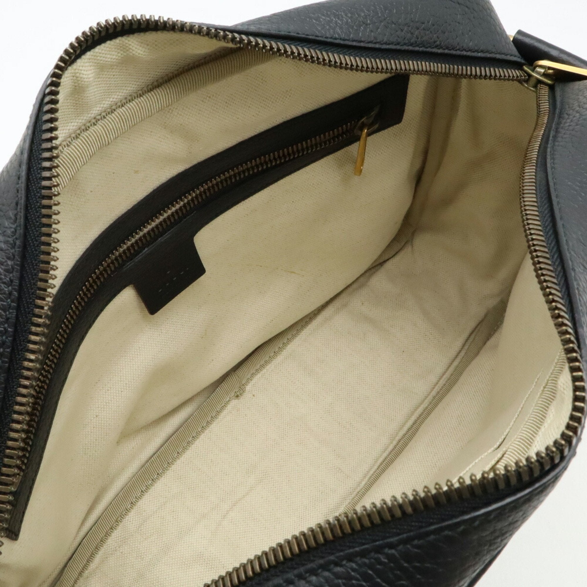 Gucci Black Leather Shoulder Bag (Pre-Owned)