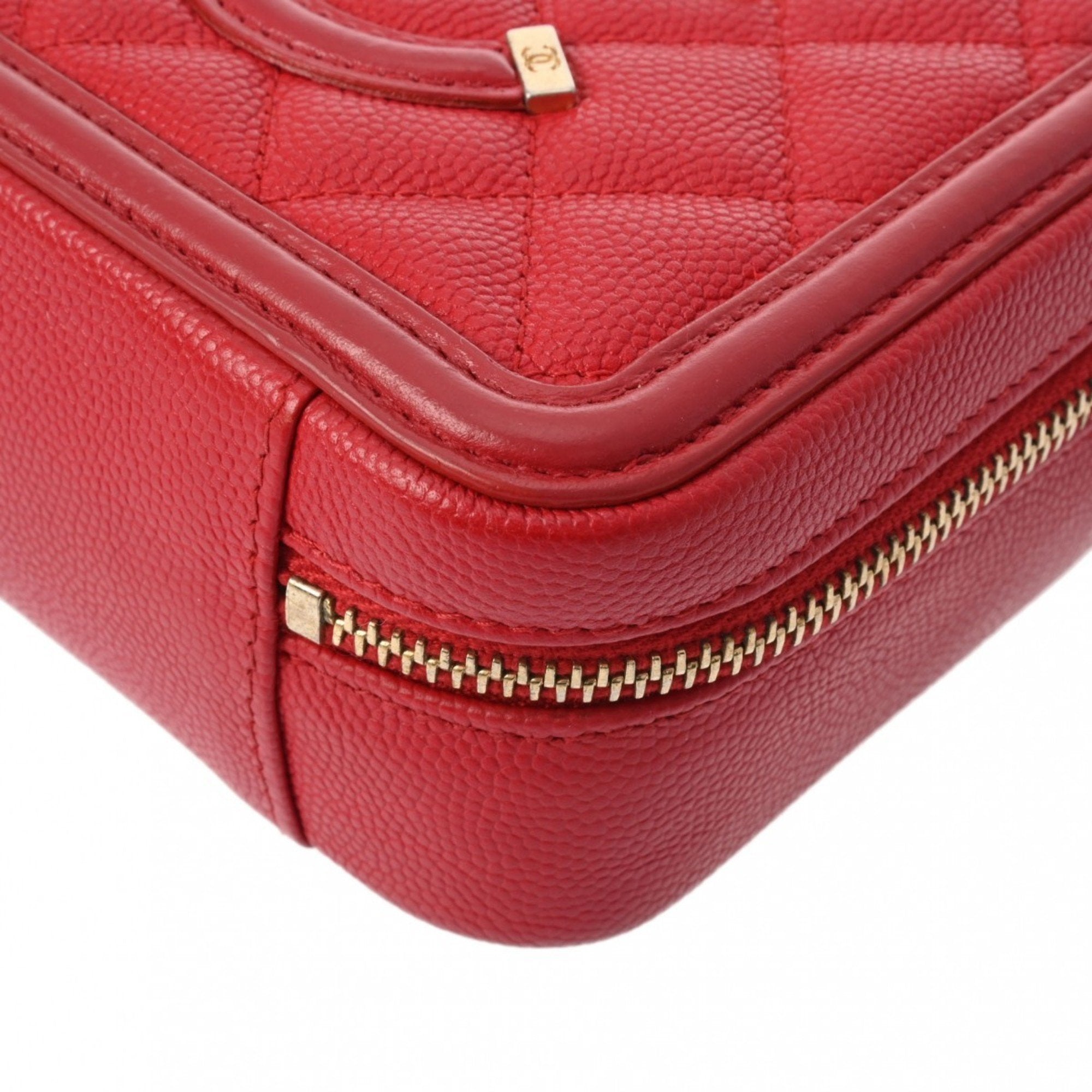 Chanel Caviar Skin Red Color Caviar Leather Shoulder Bag (Pre-Owned)