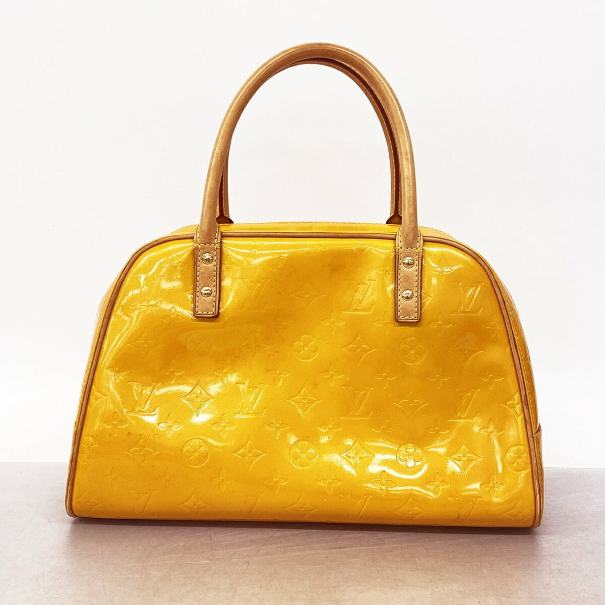 Louis Vuitton Jaune Handbag (Pre-Owned)