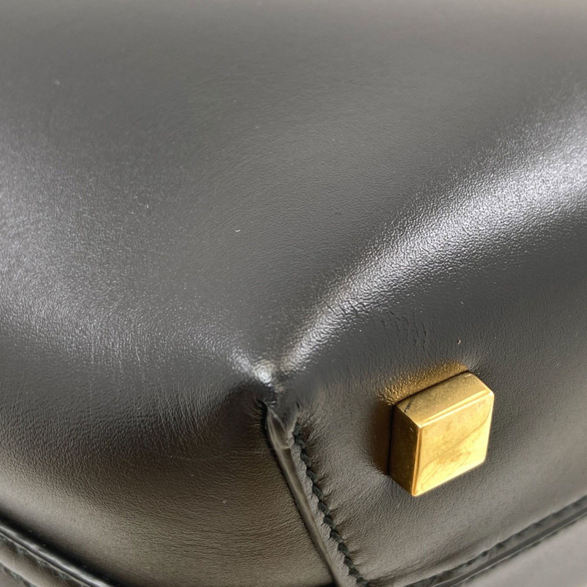 Saint Laurent Black Leather Handbag (Pre-Owned)