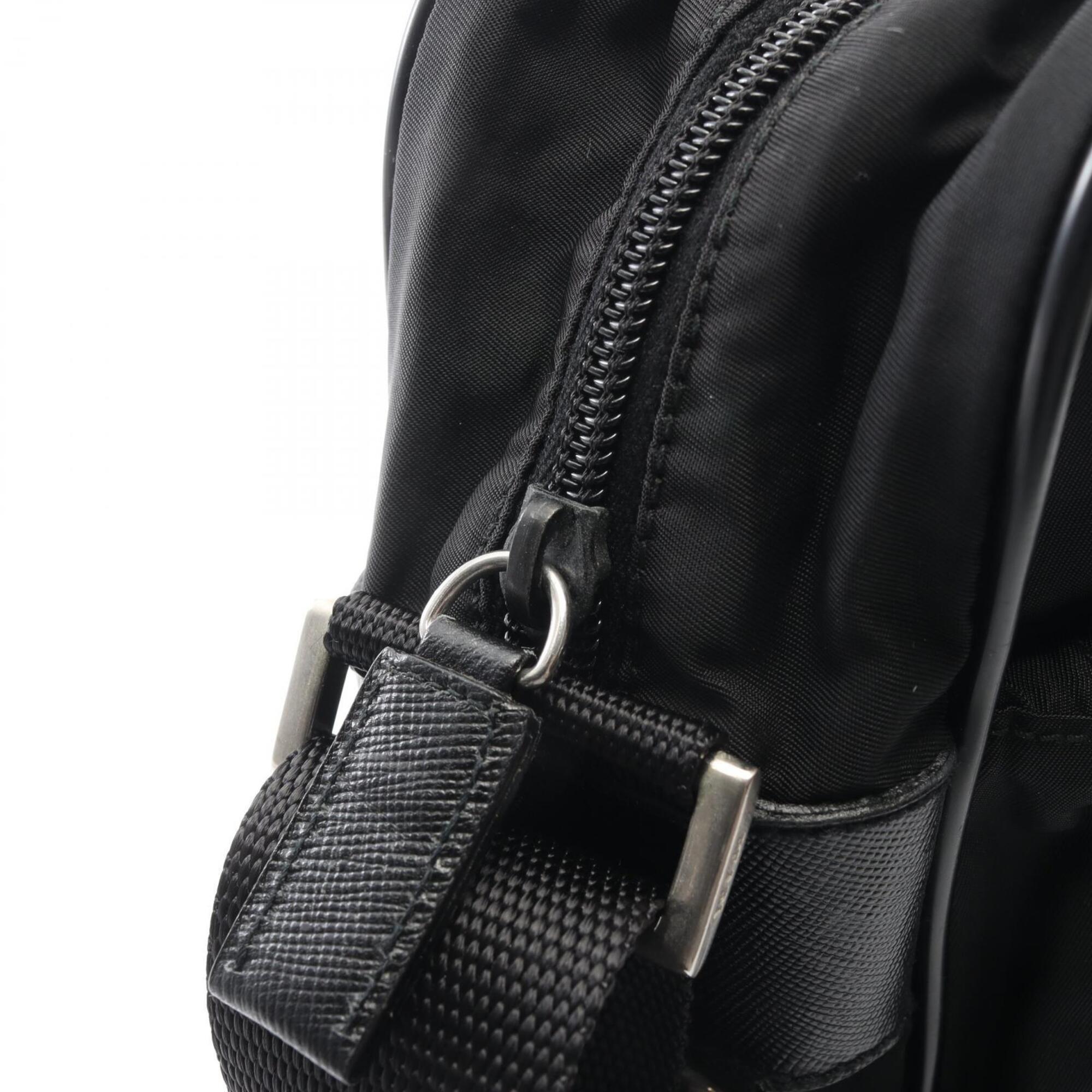 Prada Black Nylon Saffiano Triangle Handbag Shoulder Bag (Pre-Owned)