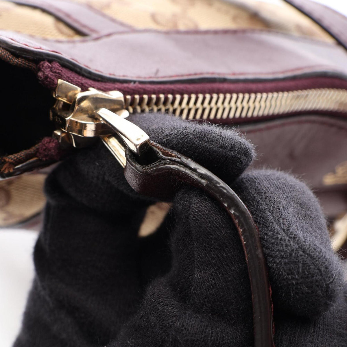 Gucci Beige Bordeaux Canvas Leather Handbag Shoulder Bag (Pre-Owned)