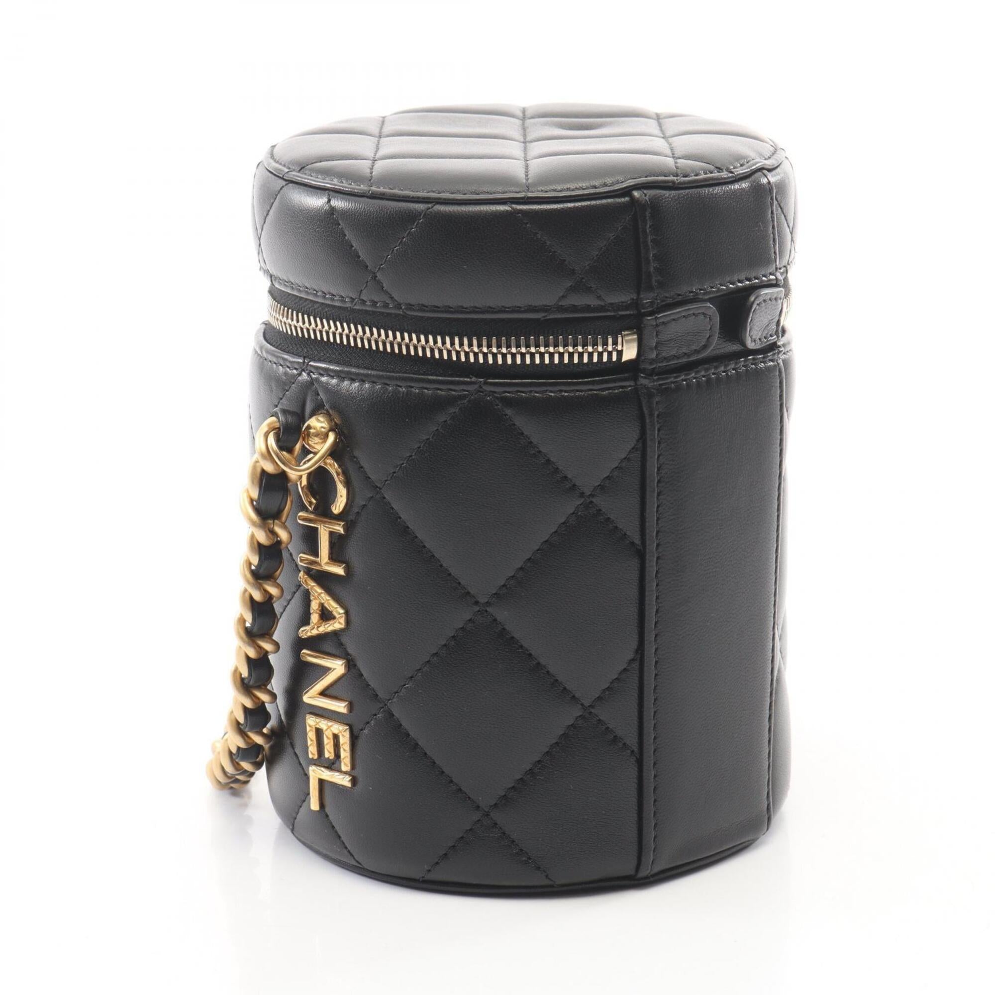 Chanel Black Leather Handbag Shoulder Bag (Pre-Owned)