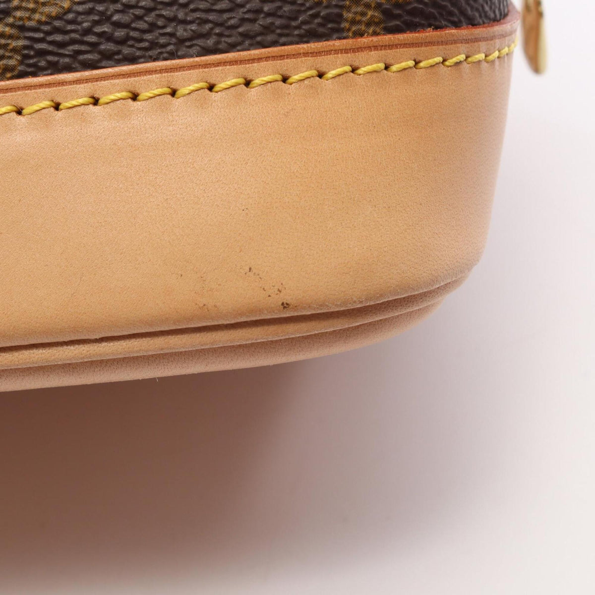 Louis Vuitton Brown Monogram Leather Handbag (Pre-Owned)