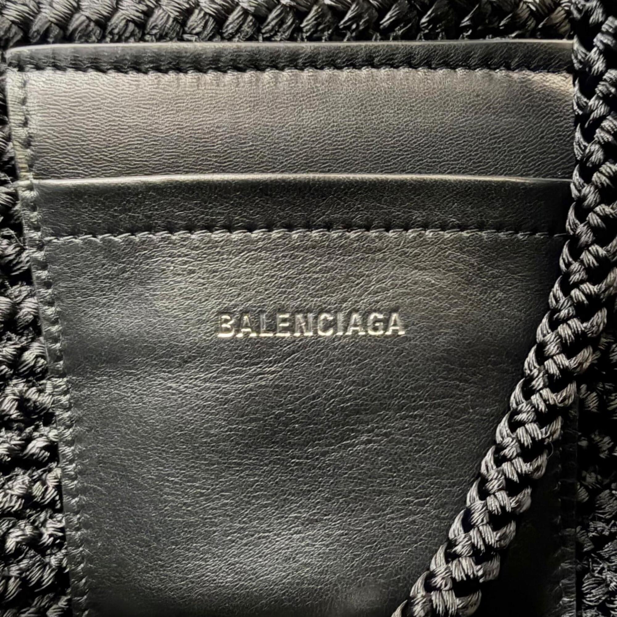 Balenciaga Black Leather Basket Handbag Shoulder Bag (Pre-Owned)
