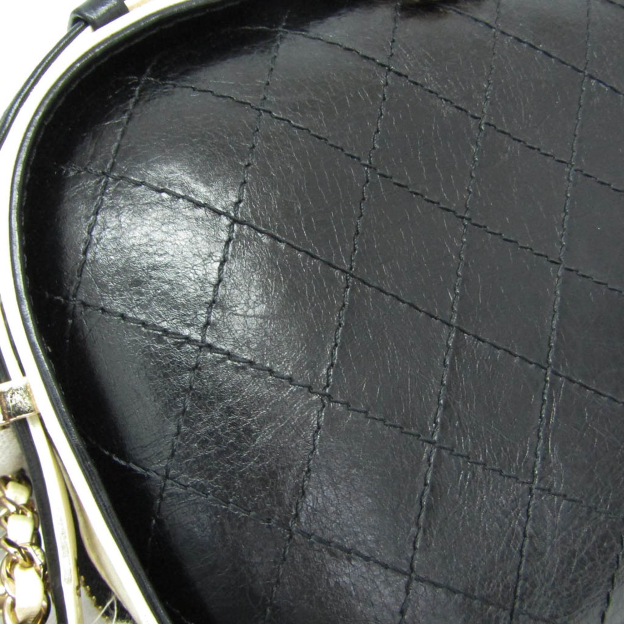 Chanel Vanity Case Bag Quilted Crumpled Calfskin Black Leather Shoulder Bag Bag (Pre-Owned)