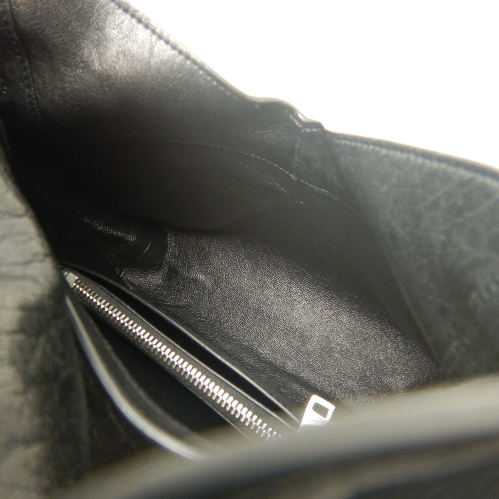 Yves Saint Laurent Black Leather Shoulder Bag (Pre-Owned)