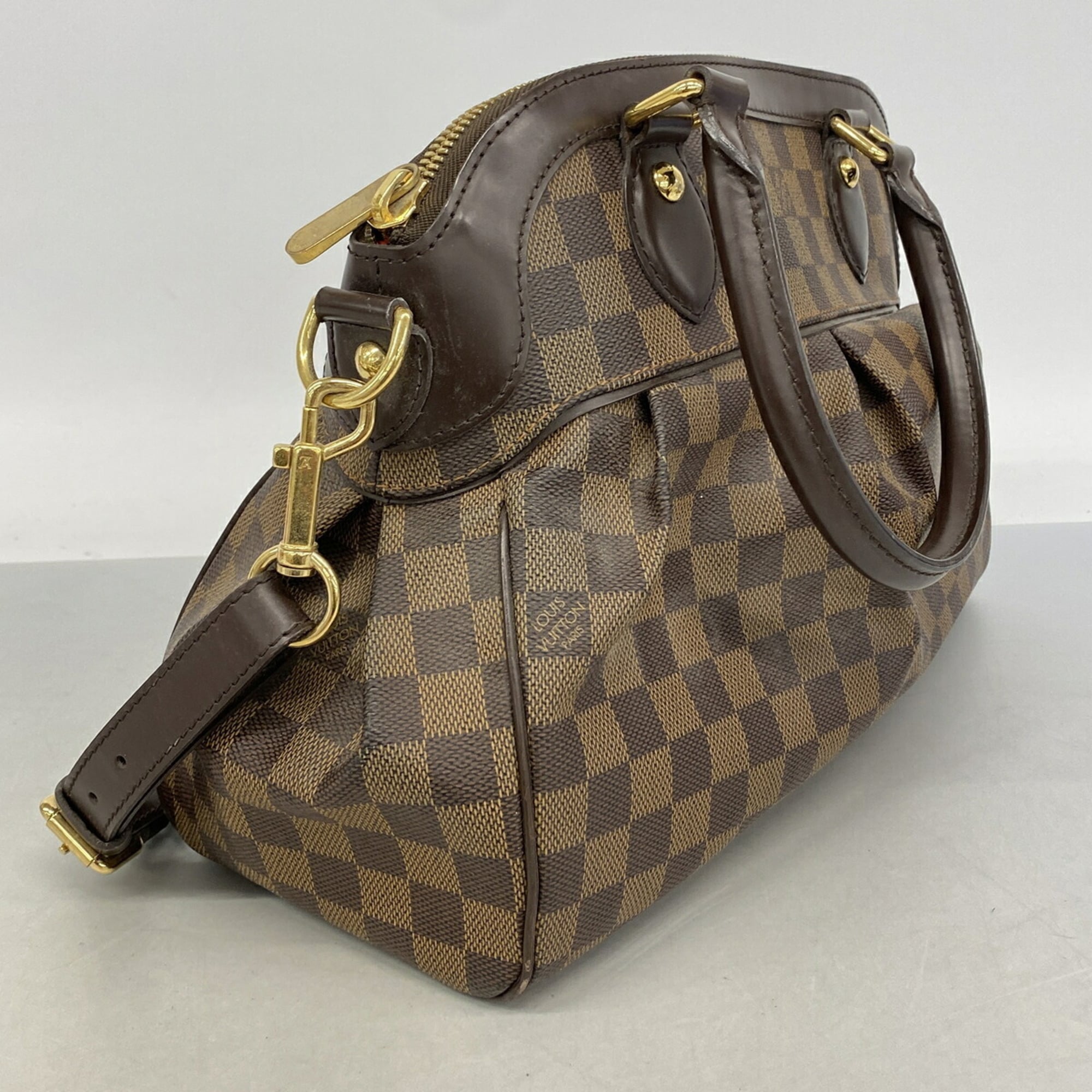 Louis Vuitton Ebene Handbag (Pre-Owned)