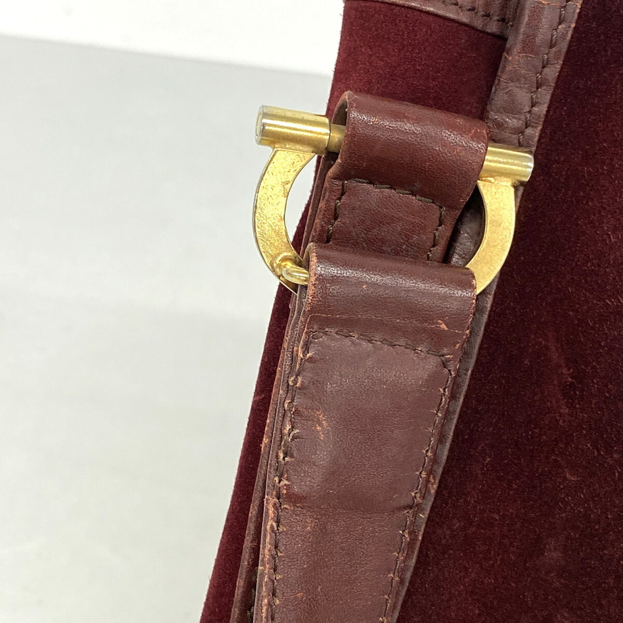 Cartier Bordeaux Suede Shoulder Bag (Pre-Owned)