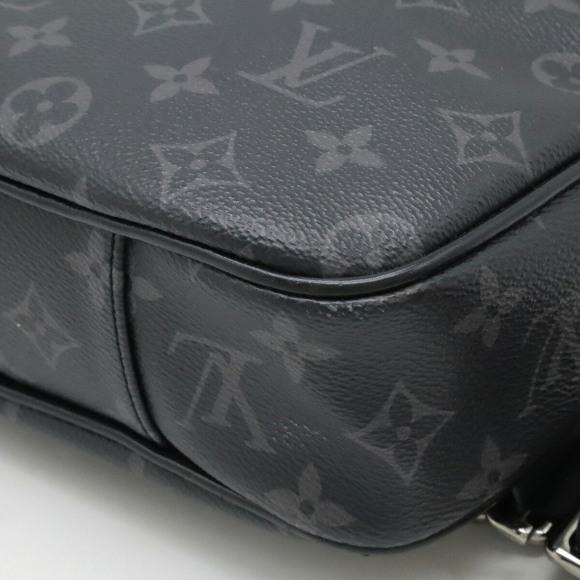 Louis Vuitton Monogram Eclipse Monogram Eclipse Clutch Bag Fanny Pack Pouch (Pre-Owned)