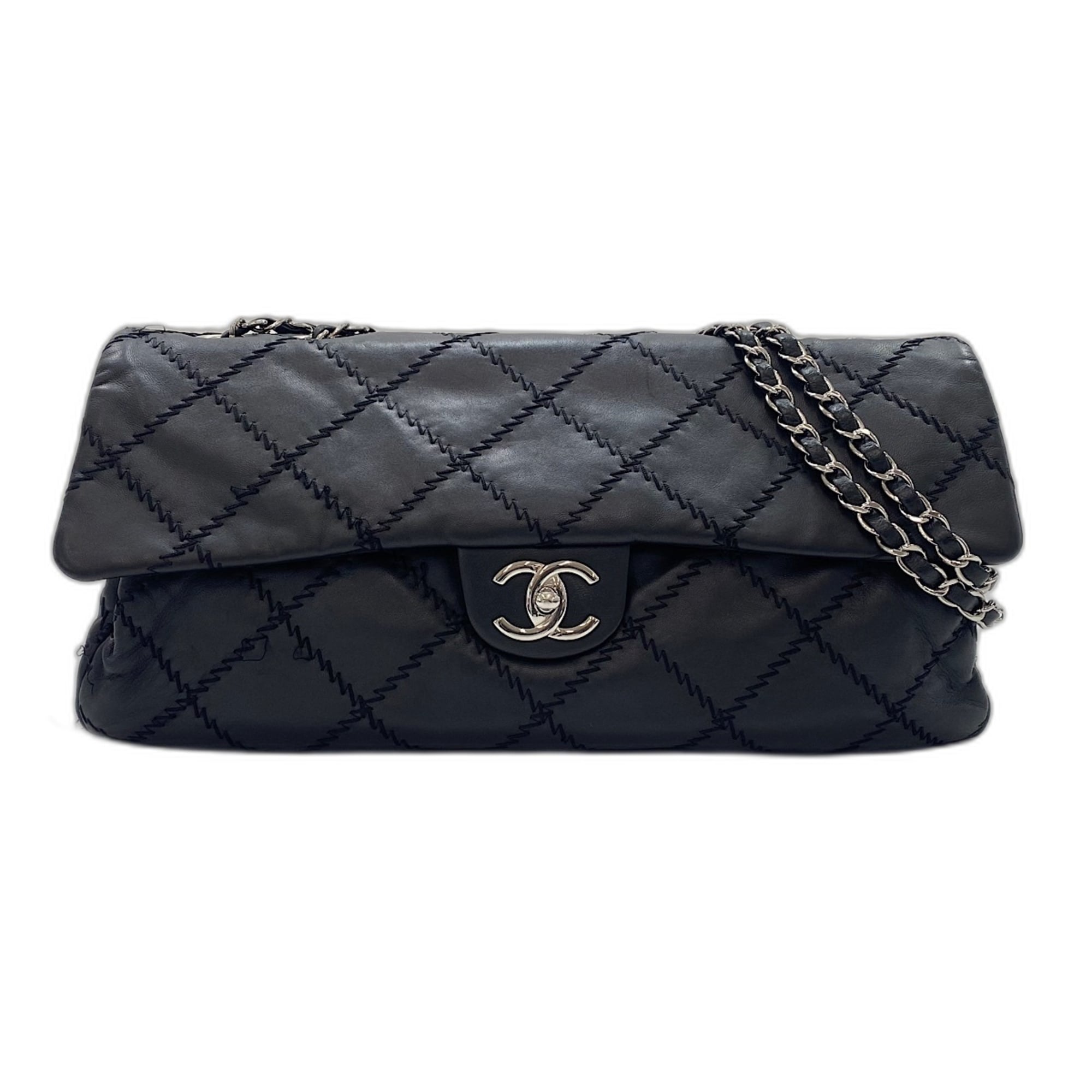 Chanel Black Shoulder Bag (Pre-Owned)