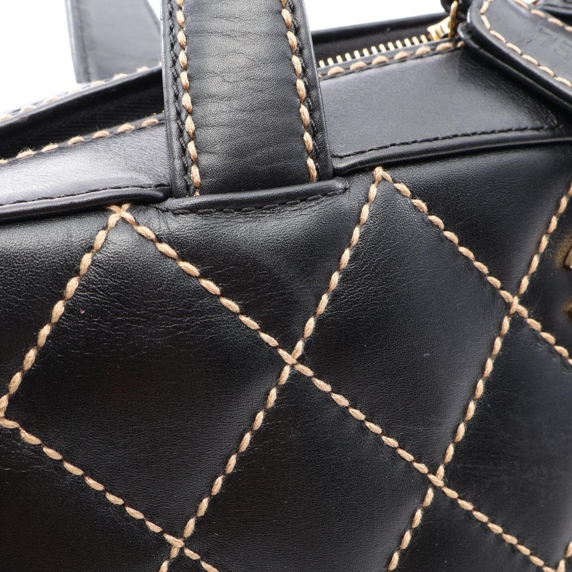 Chanel Black Leather Handbag (Pre-Owned)