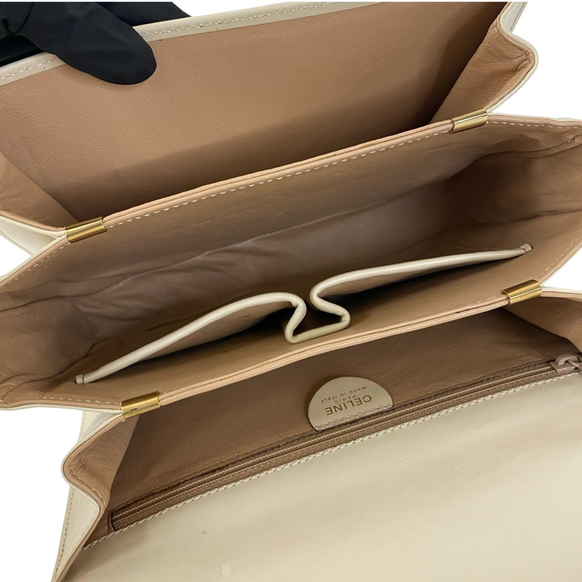 Celine White Leather Shoulder Bag (Pre-Owned)