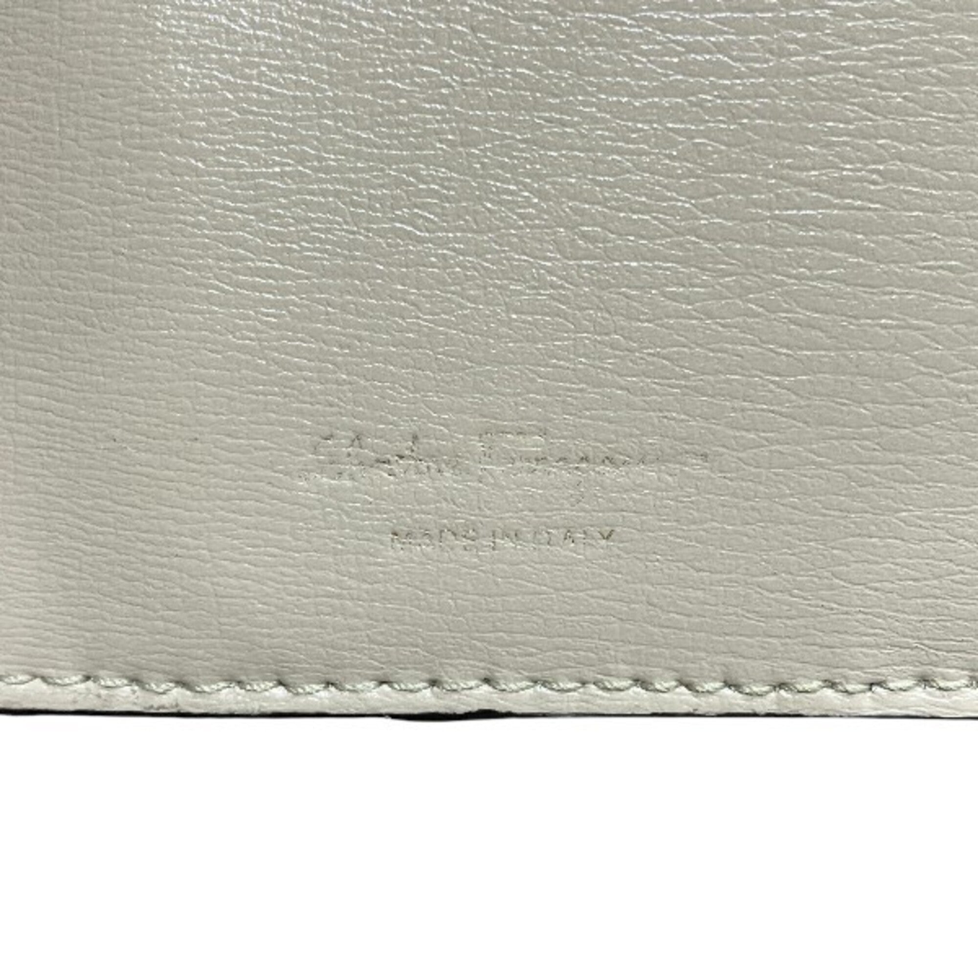 Salvatore Ferragamo Beige Coin Purse/Coin Case (Pre-Owned)
