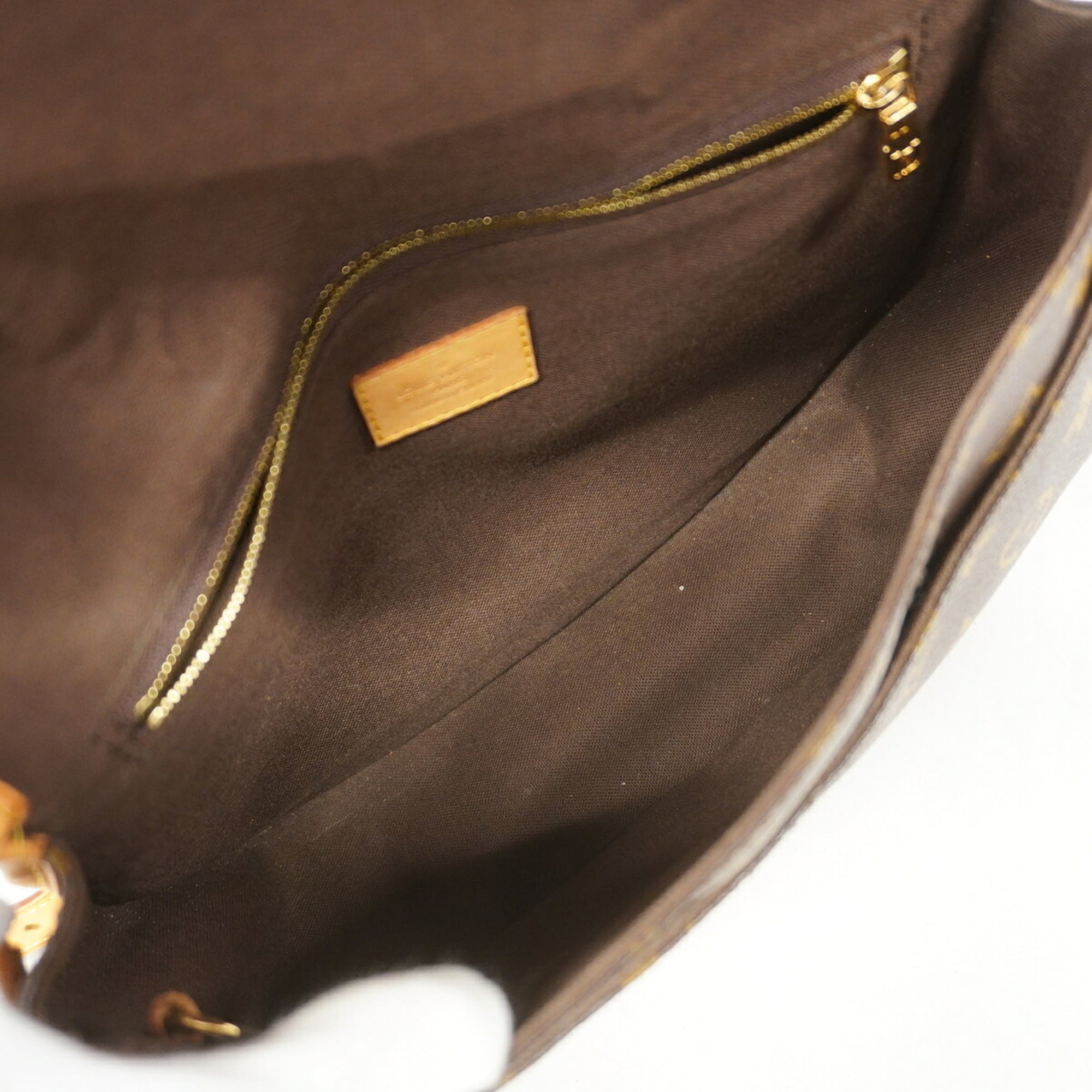 Louis Vuitton Brown Shoulder Bag (Pre-Owned)