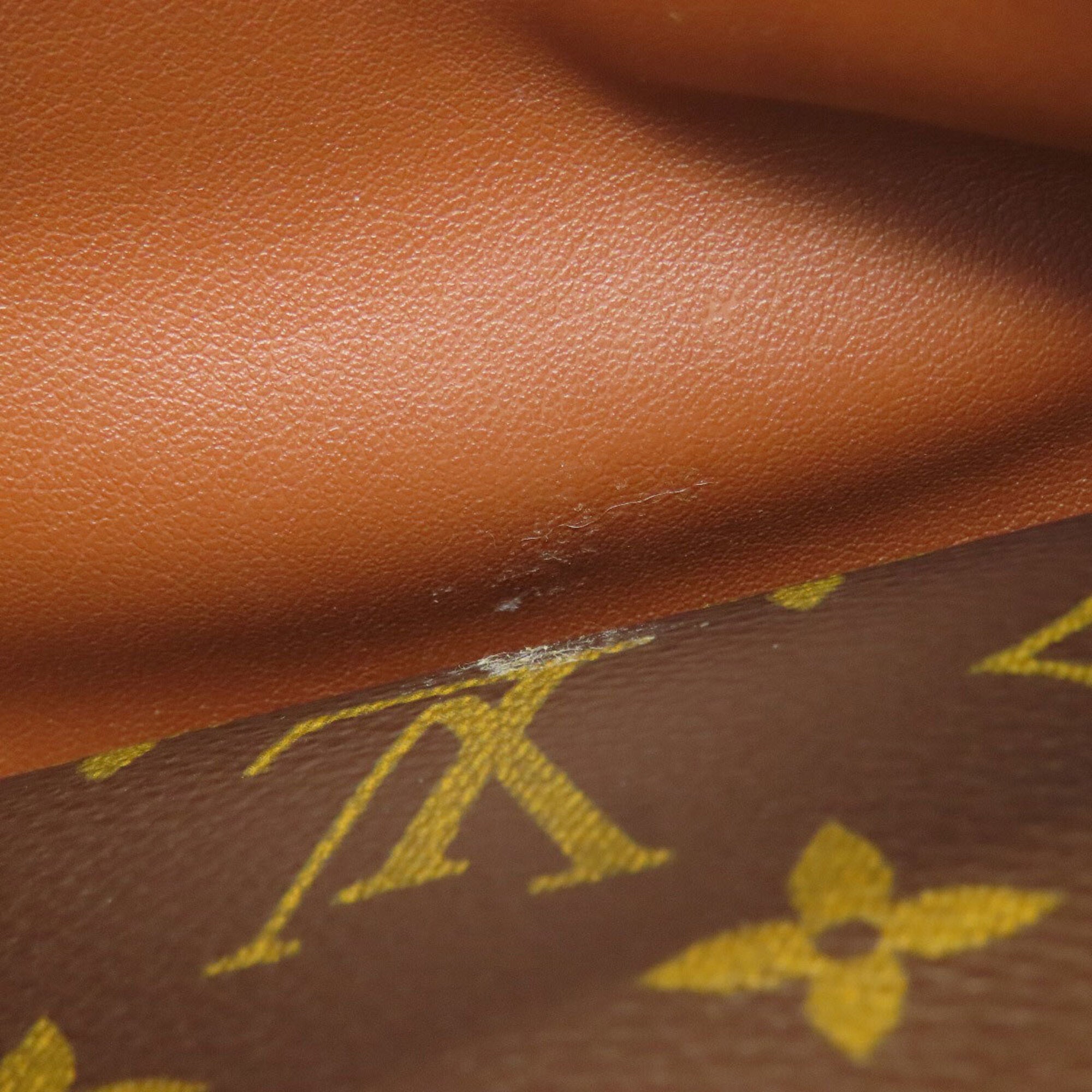 Louis Vuitton Monogram Monogram Monogram Canvas Shoulder Bag (Pre-Owned)
