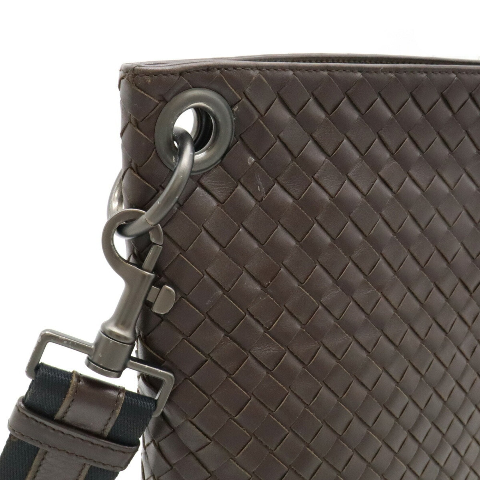 Bottega Veneta Intrecciato Black Dark Brown Leather Shoulder Bag (Pre-Owned)