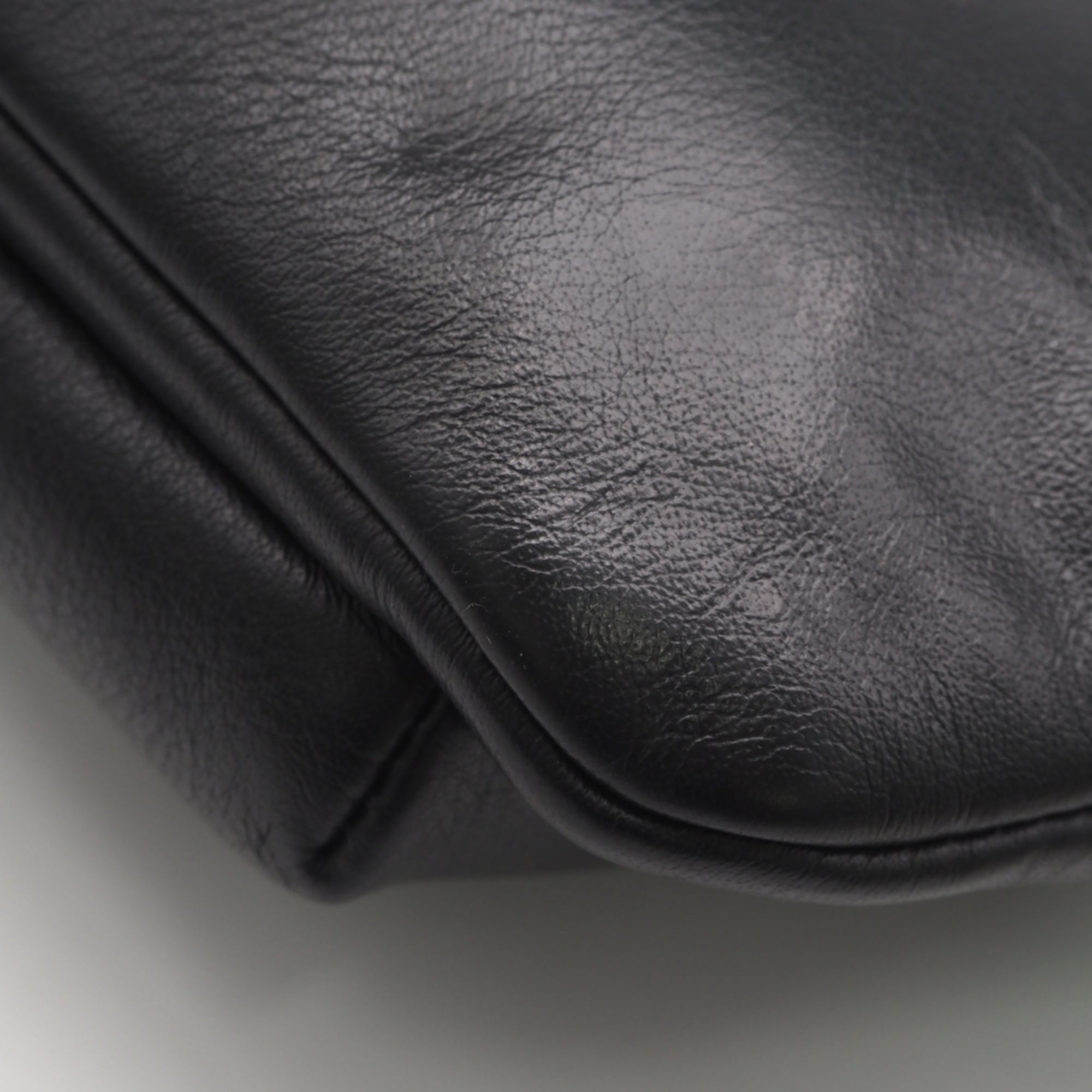 Balenciaga Black Leather Sling Bag (Pre-Owned)