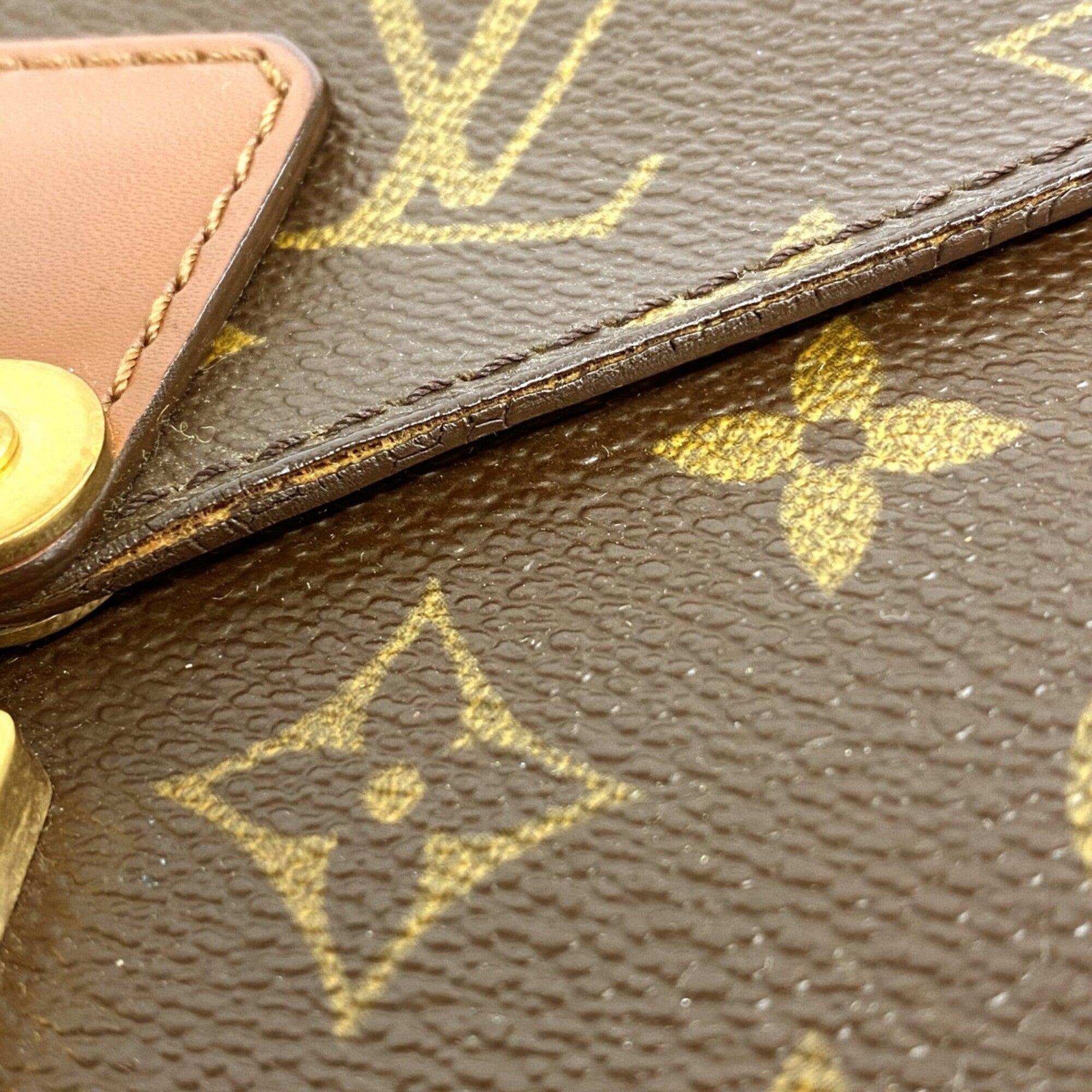 Louis Vuitton Brown Briefcase (Pre-Owned)