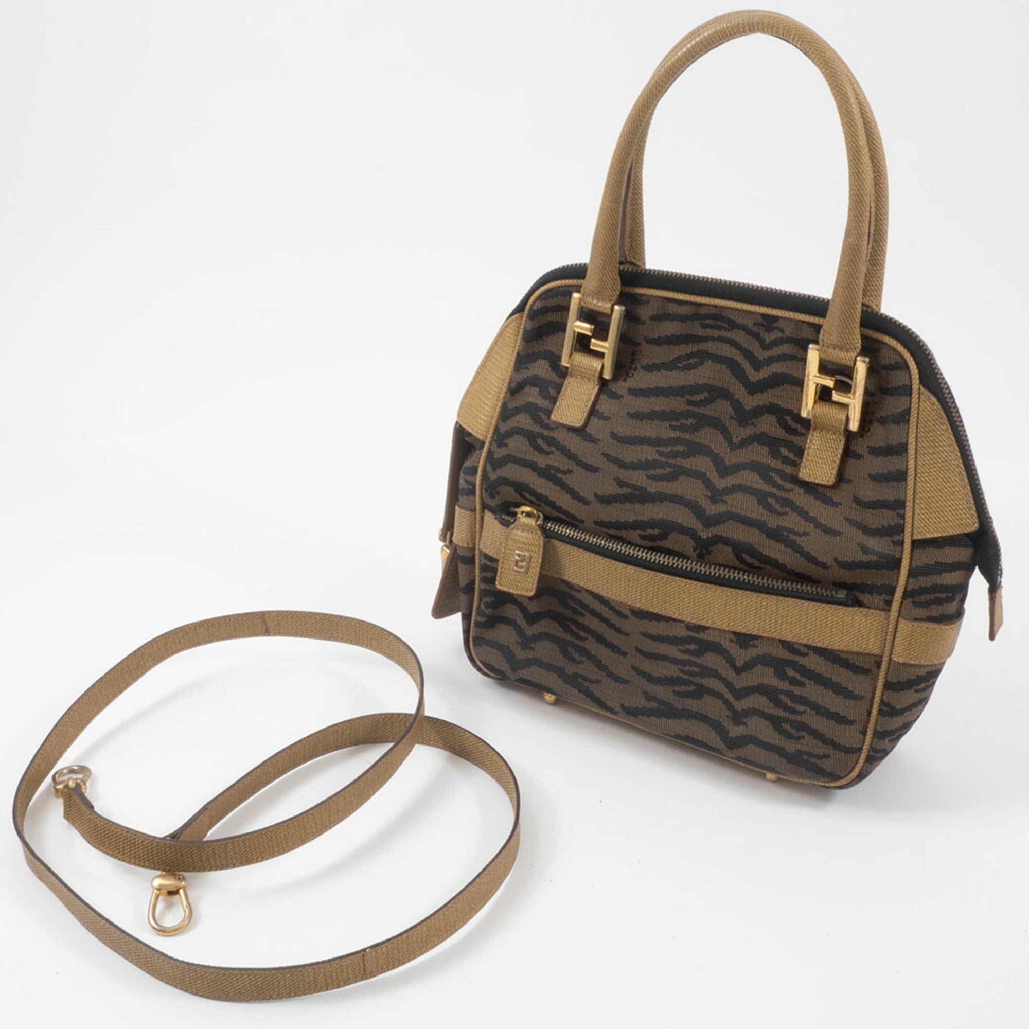 Fendi Brown Canvas Shoulder Bag (Pre-Owned)