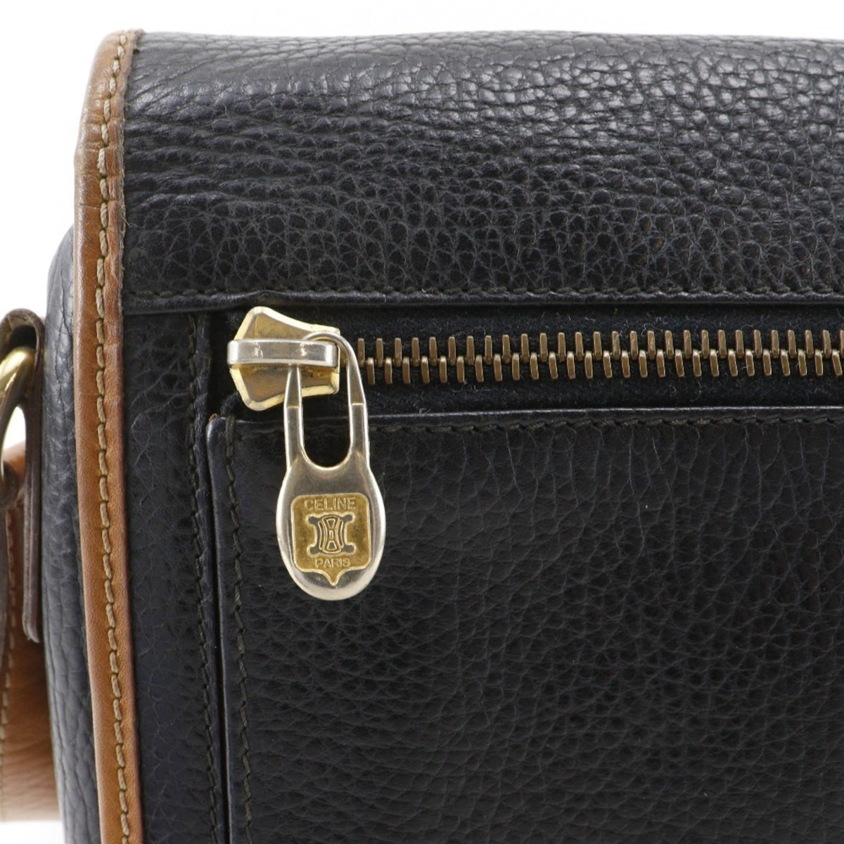 Celine Black Leather Shoulder Bag (Pre-Owned)
