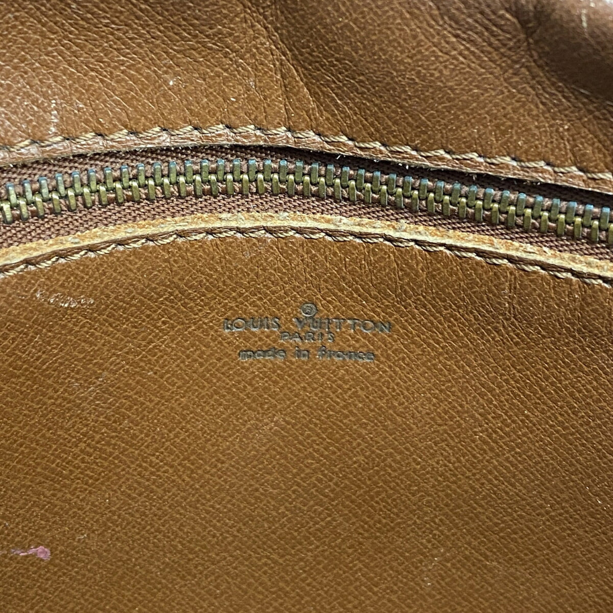 Louis Vuitton Brown Shoulder Bag (Pre-Owned)
