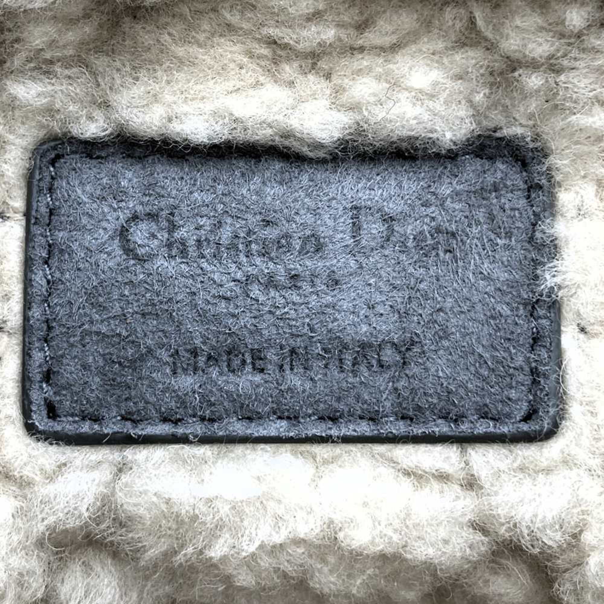 Christian Dior Gray Shoulder Bag (Pre-Owned)