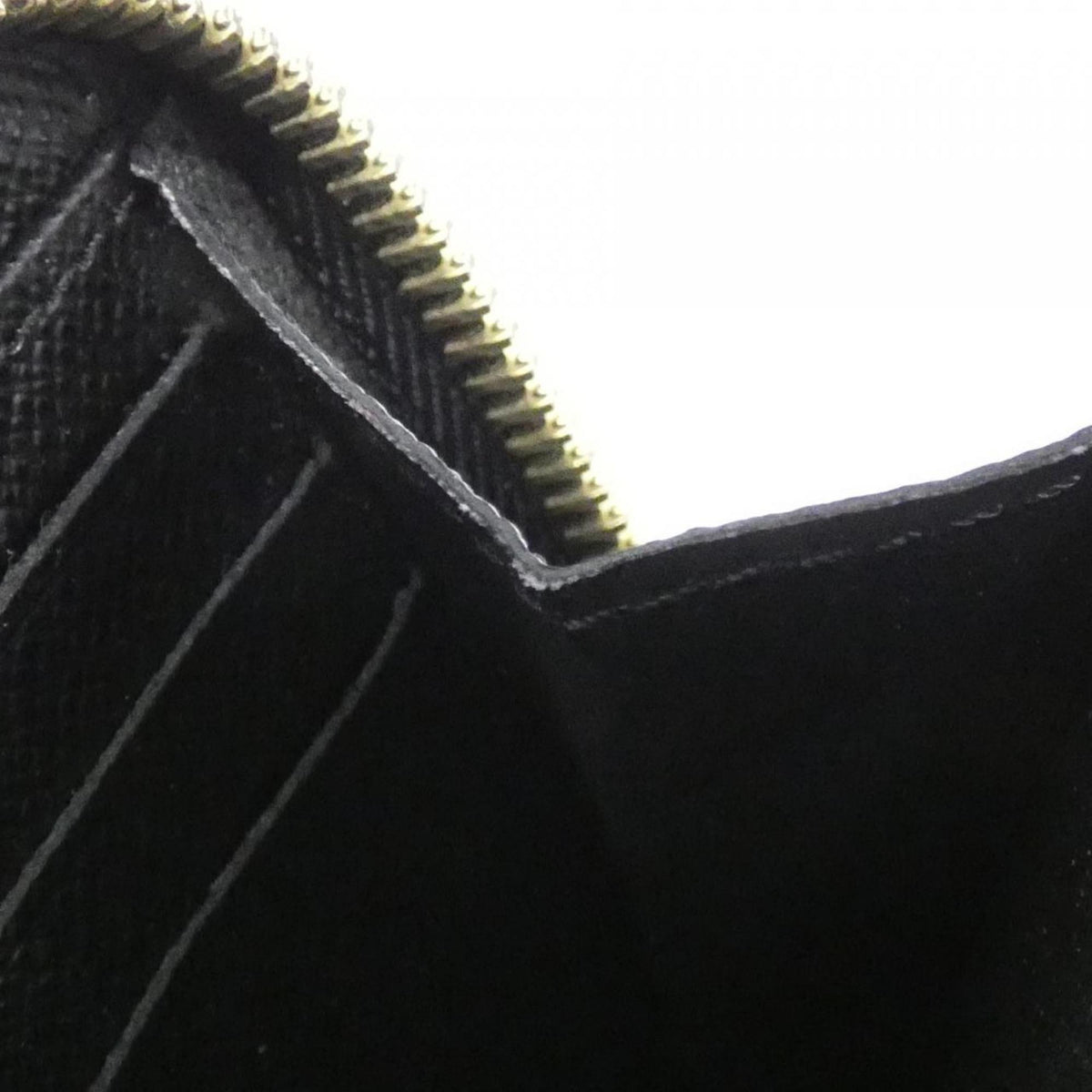Louis Vuitton Black Leather Long Wallet (Bi-Fold) (Pre-Owned)