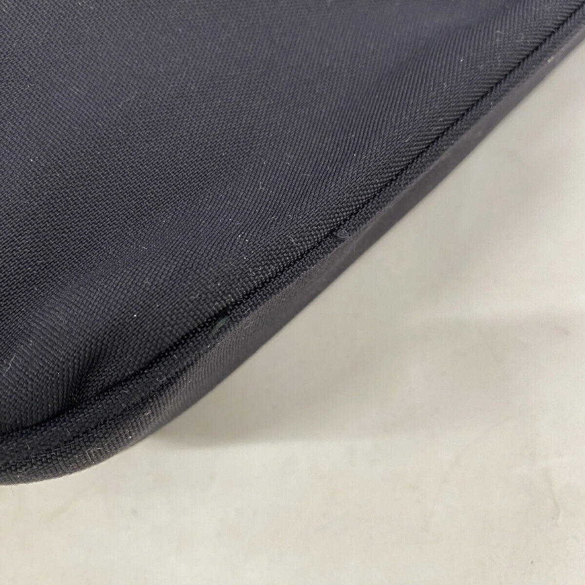 Salvatore Ferragamo Black Canvas Shoulder Bag (Pre-Owned)