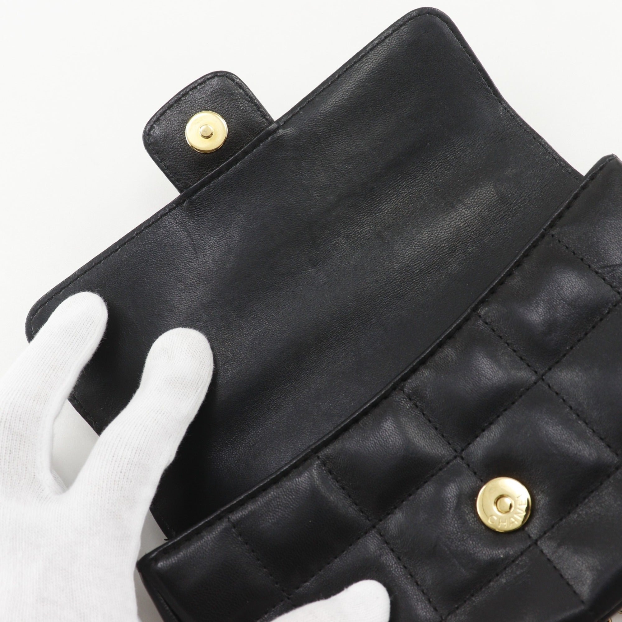 Chanel Chocolate Bar Black Leather Shoulder Bag (Pre-Owned)