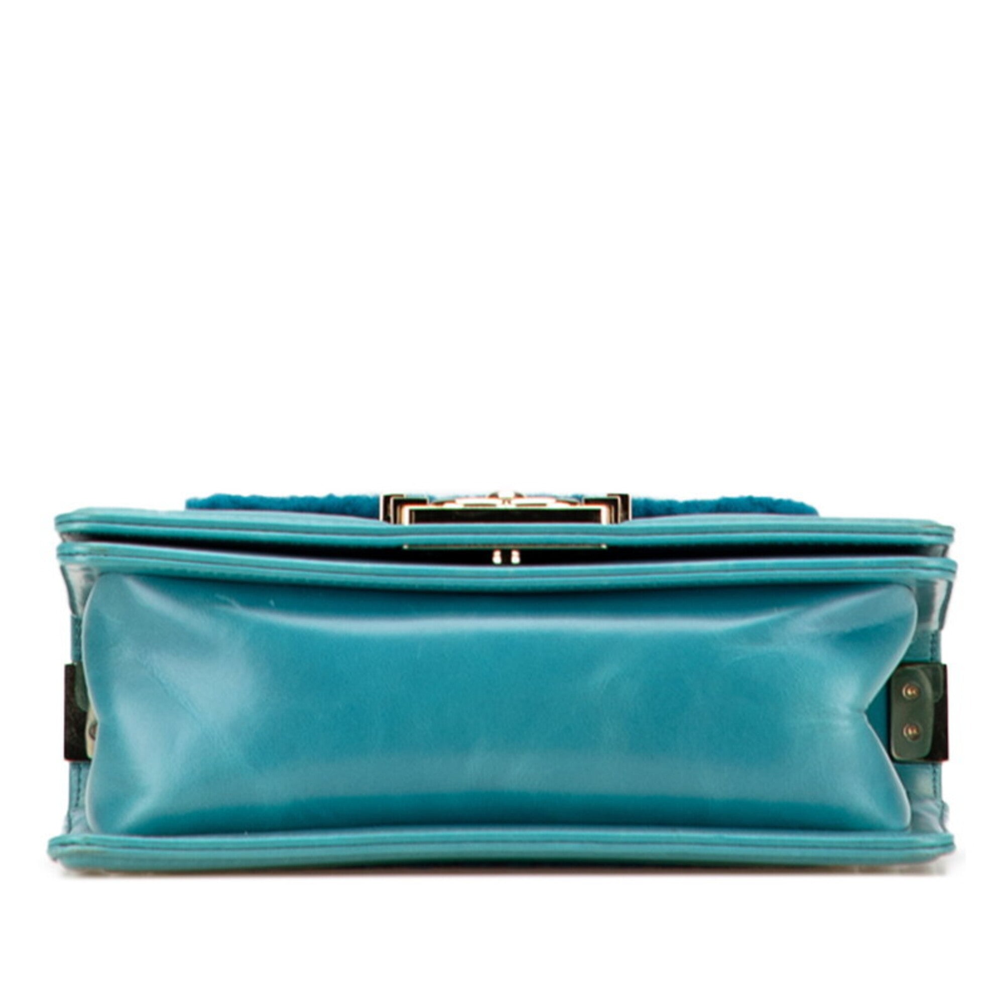 Chanel Blue Green Leather Shoulder Bag (Pre-Owned)