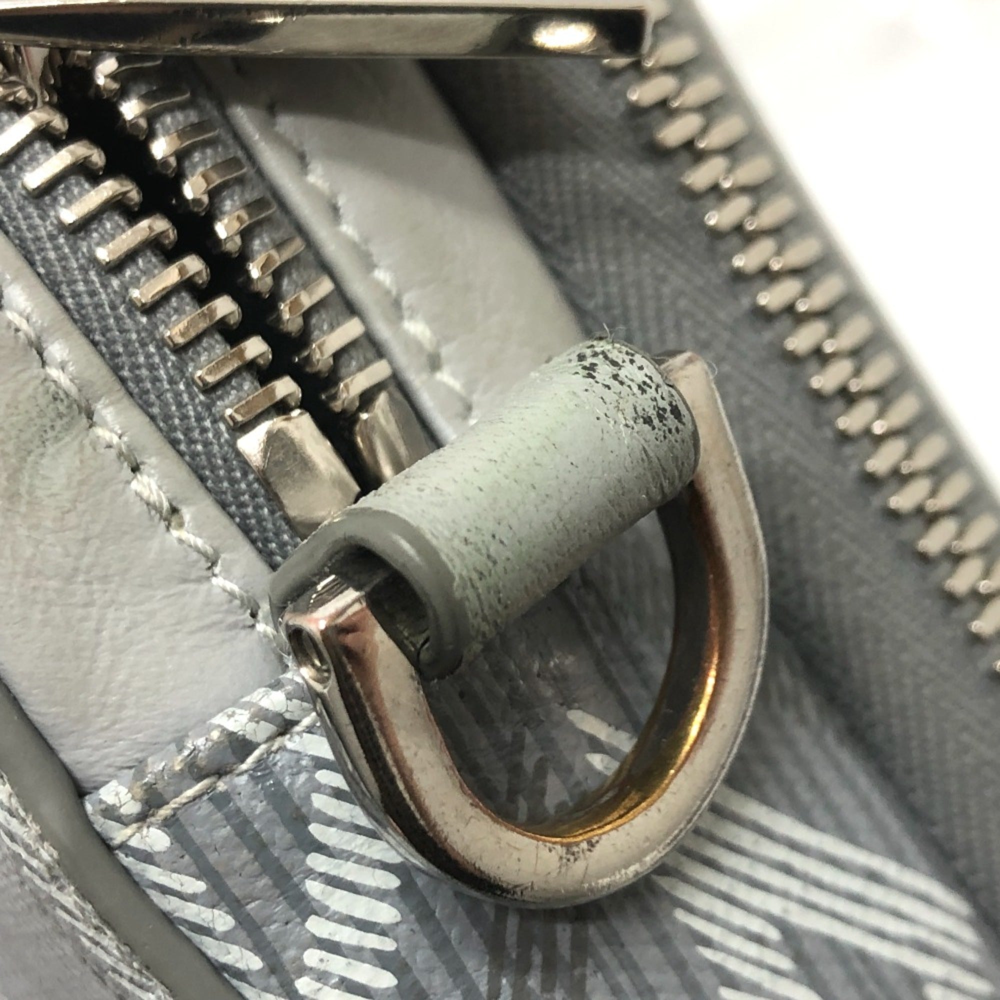 Christian Dior Gray Cloth Shoulder Bag (Pre-Owned)