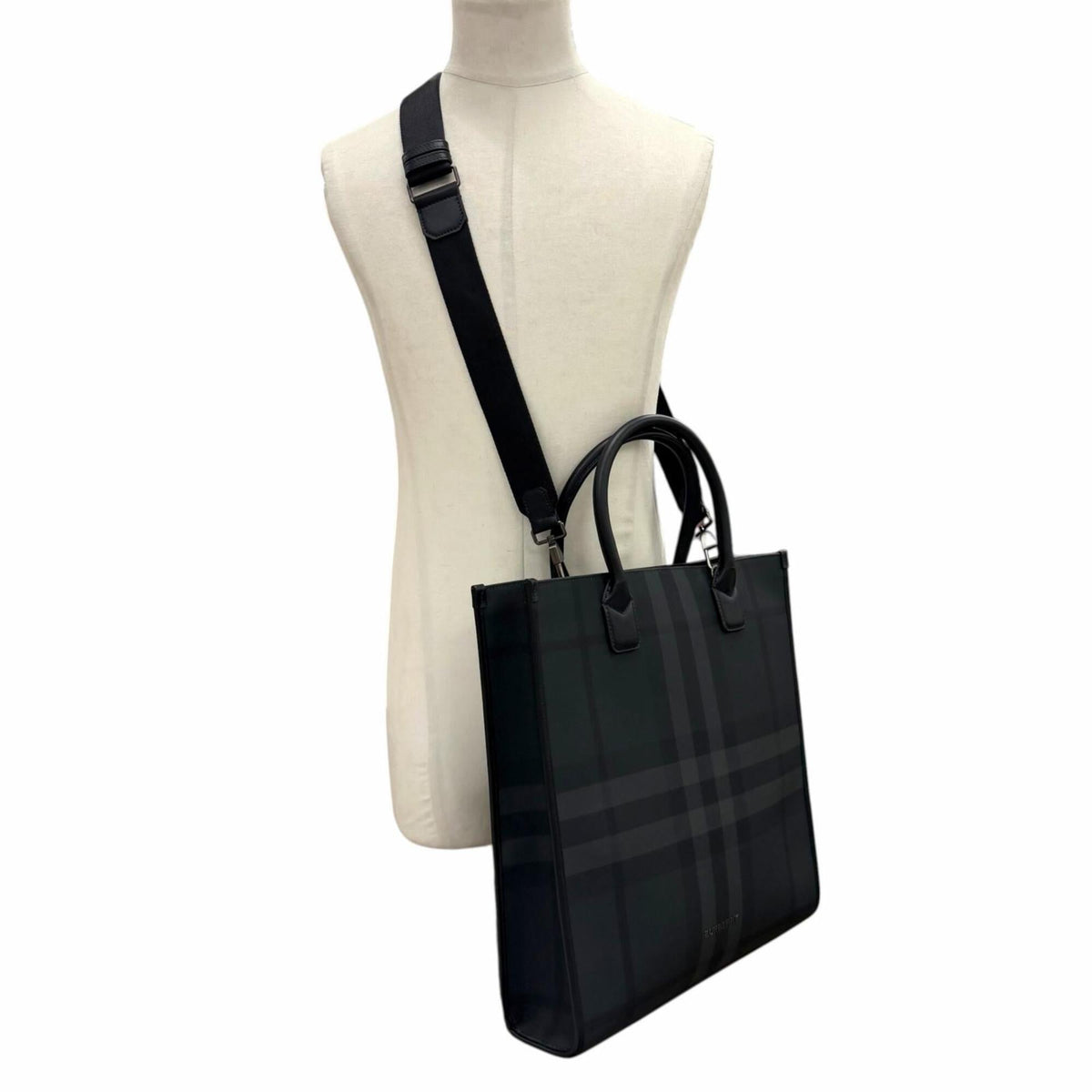 Burberry Black Coated Canvas Leather Tote Bag (Pre-Owned)