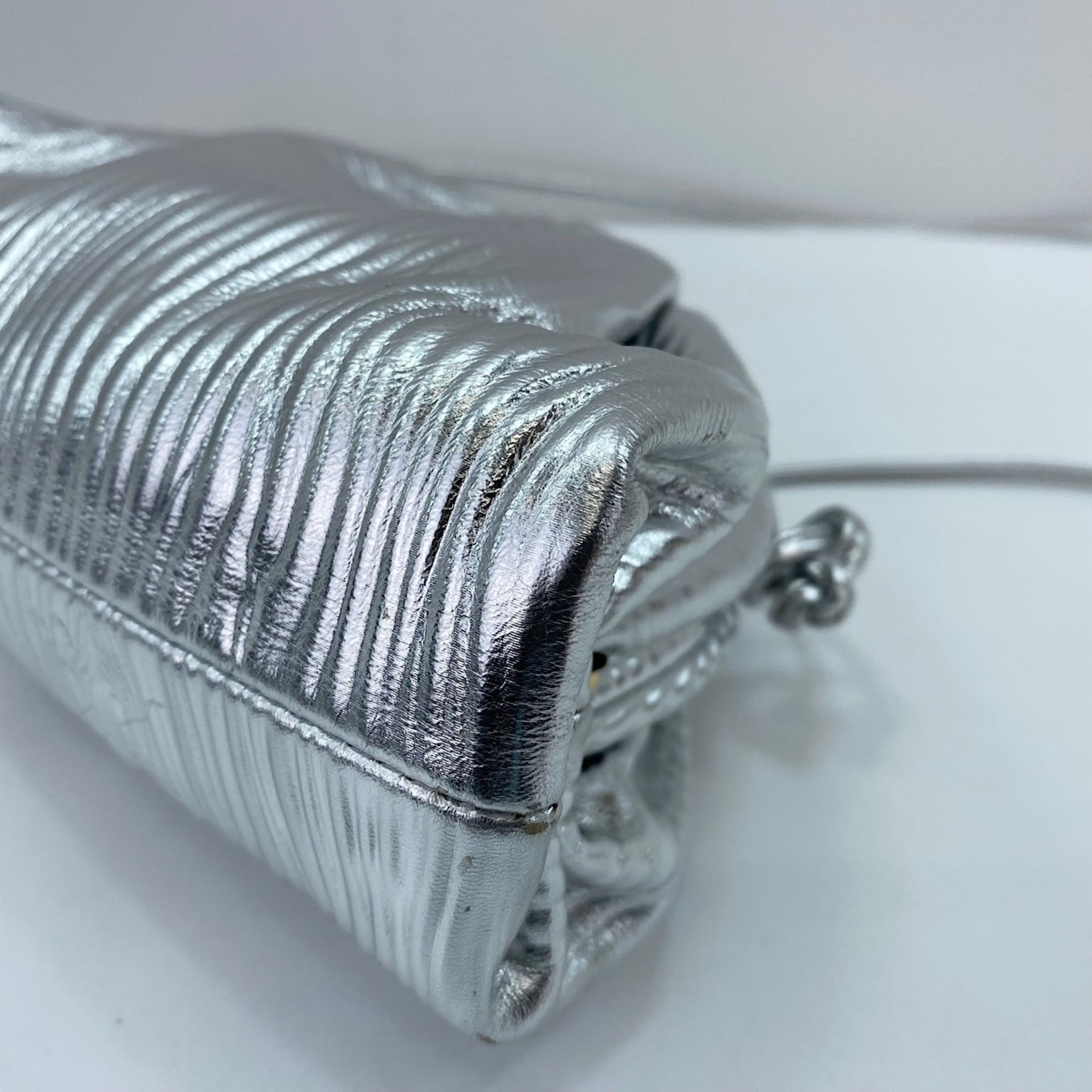 Bottega Veneta Silver Pouch (Pre-Owned)