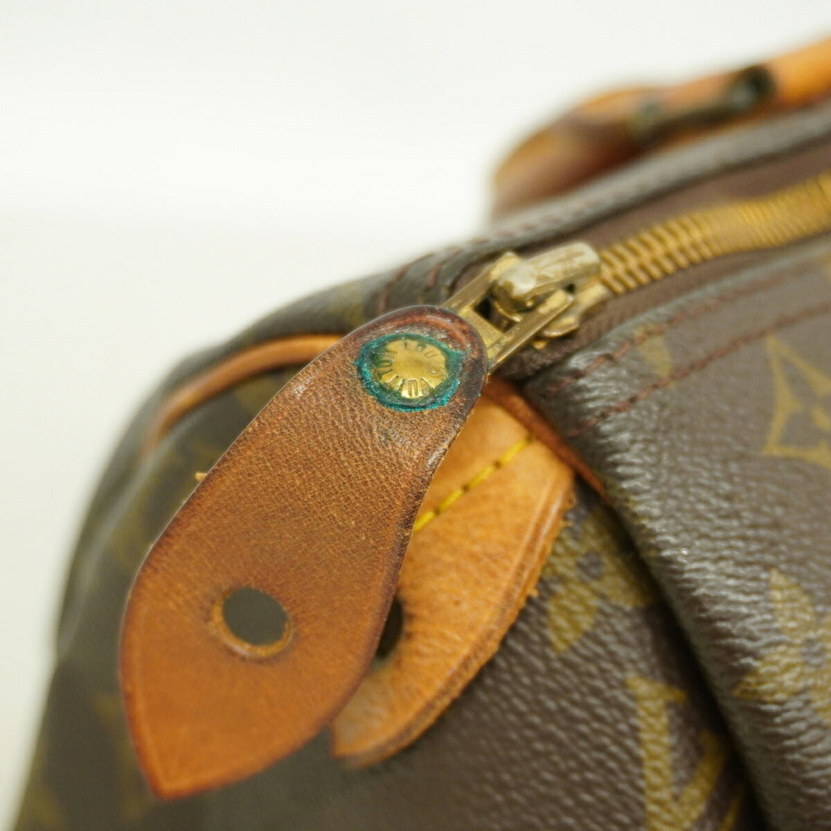 Louis Vuitton Brown Handbag (Pre-Owned)