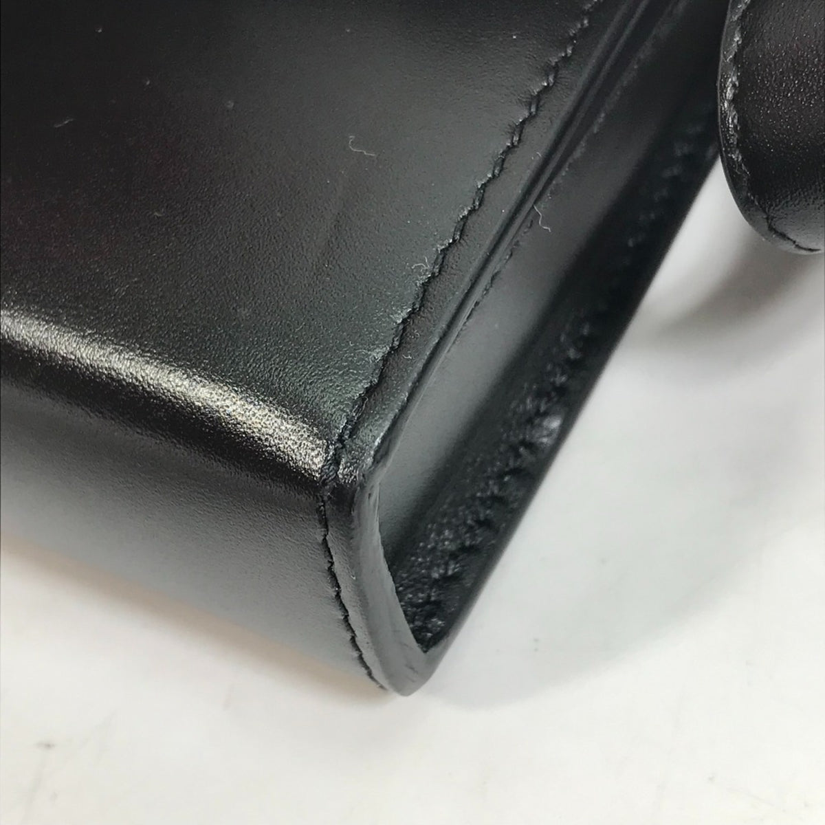 Christian Dior Black Leather Shoulder Bag (Pre-Owned)