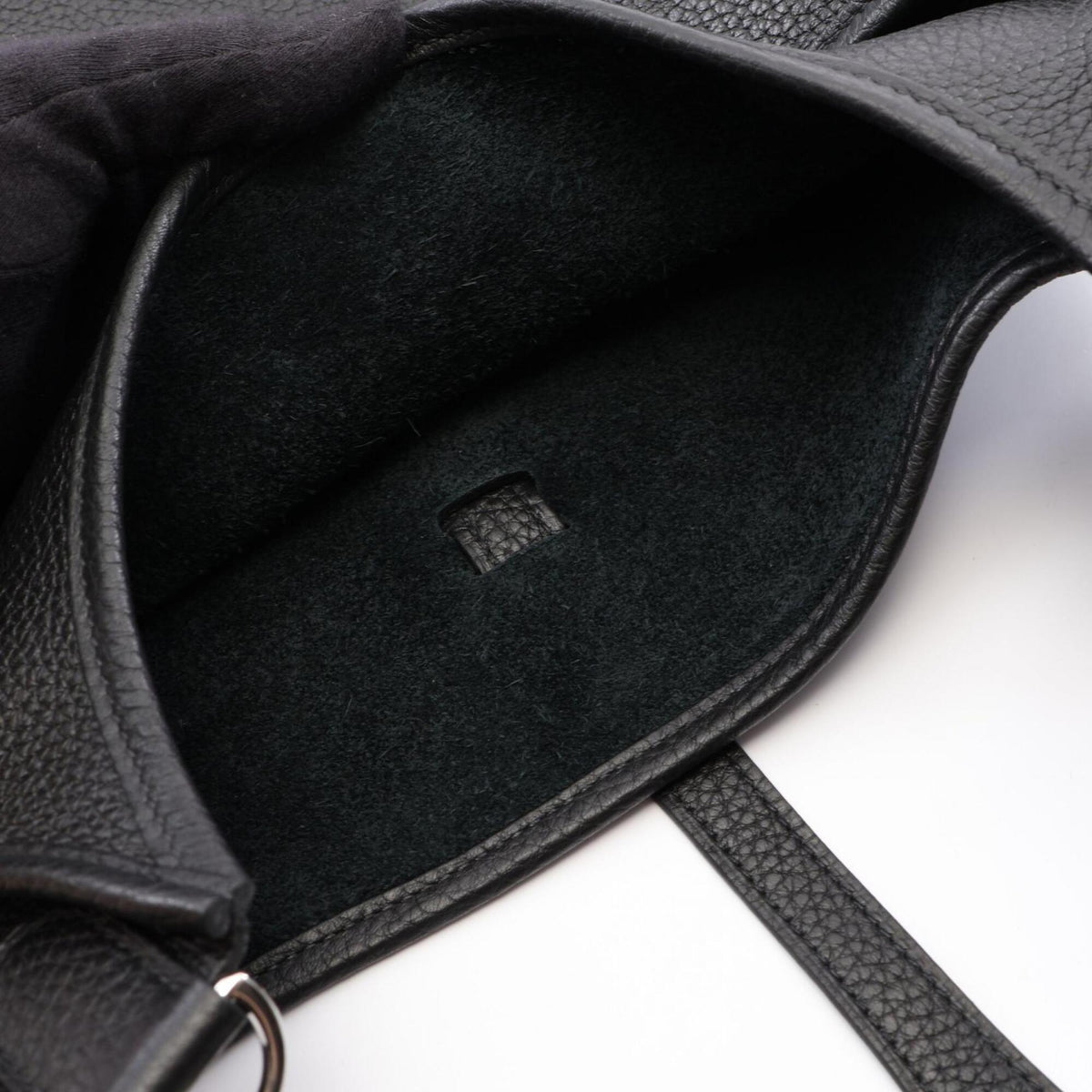 Hermes Black Taurillon Clemence Leather Shoulder Bag (Pre-Owned)