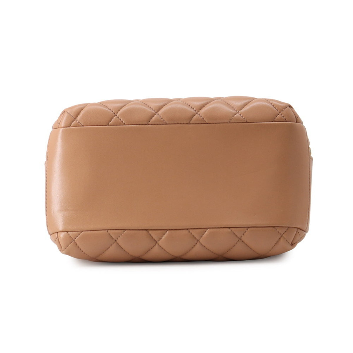 Chanel Matelasse Beige Leather Handbag (Pre-Owned)