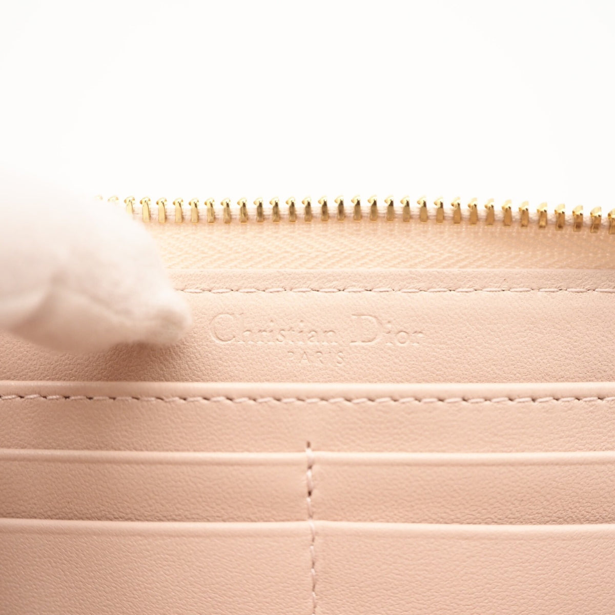 Christian Dior Lady Dior Pink Beige Leather Long Wallet (Bi-Fold) (Pre-Owned)