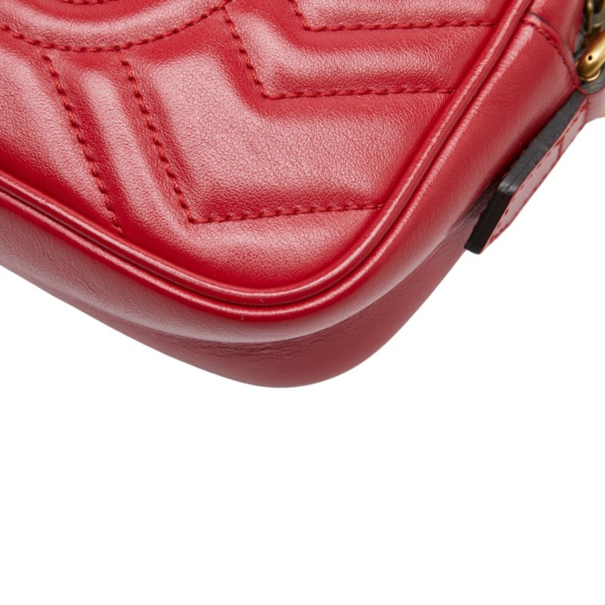 Gucci Red Color Leather Shoulder Bag (Pre-Owned)