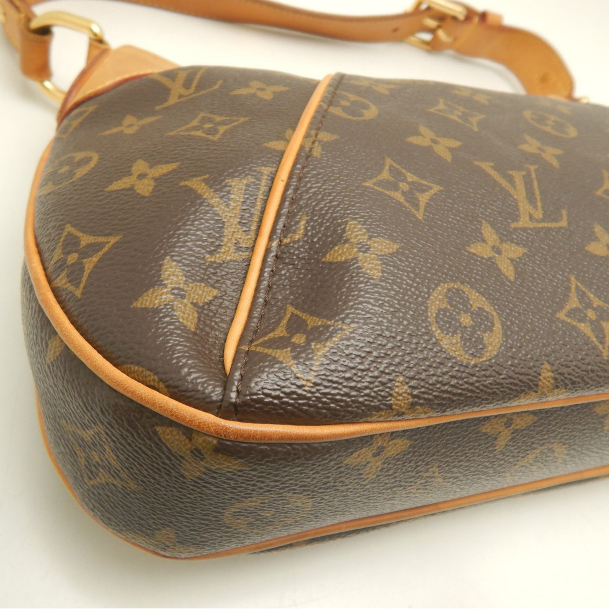 Louis Vuitton Brown Monogram Monogram Canvas Shoulder Bag (Pre-Owned)