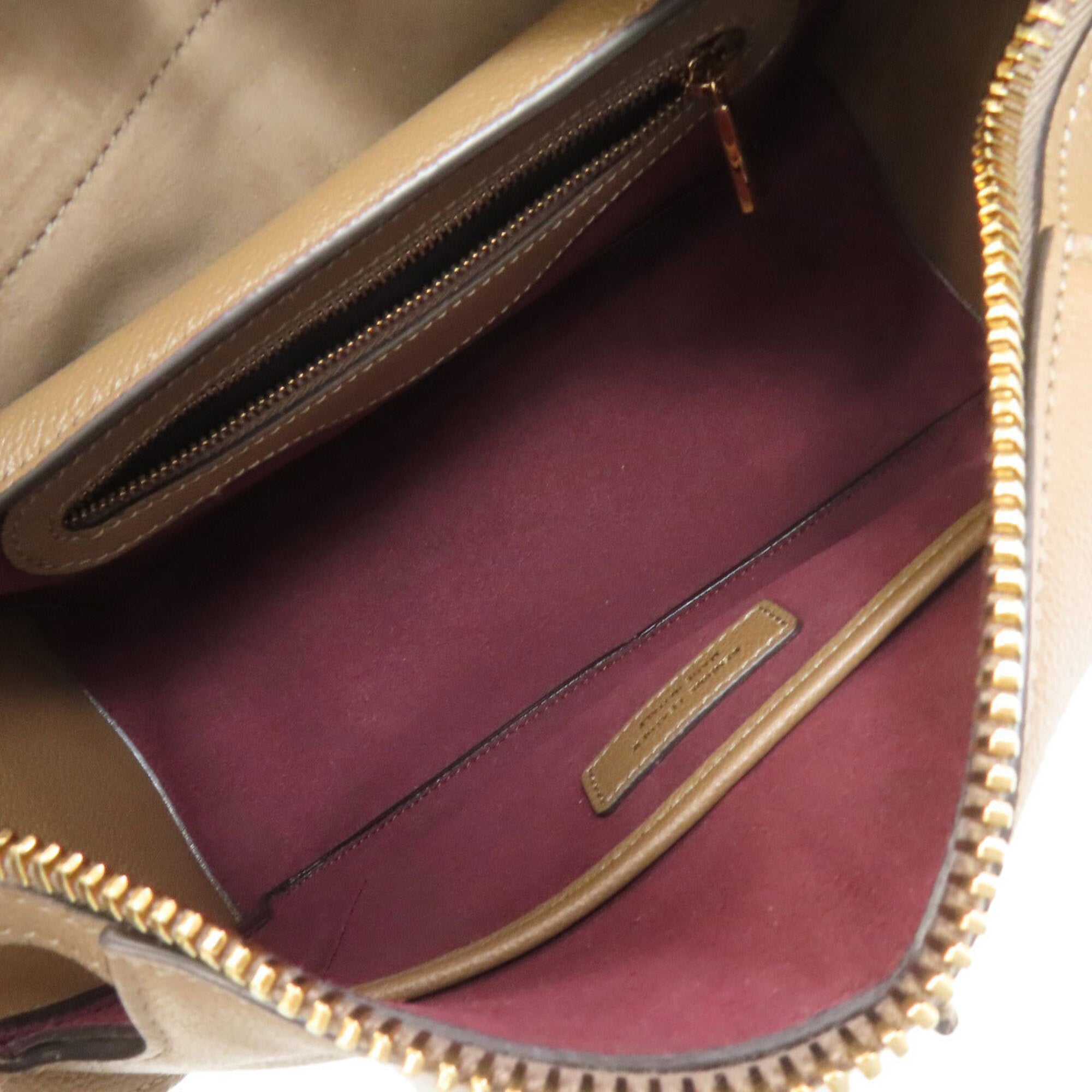 Tod's Brown Leather Shoulder Bag (Pre-Owned)
