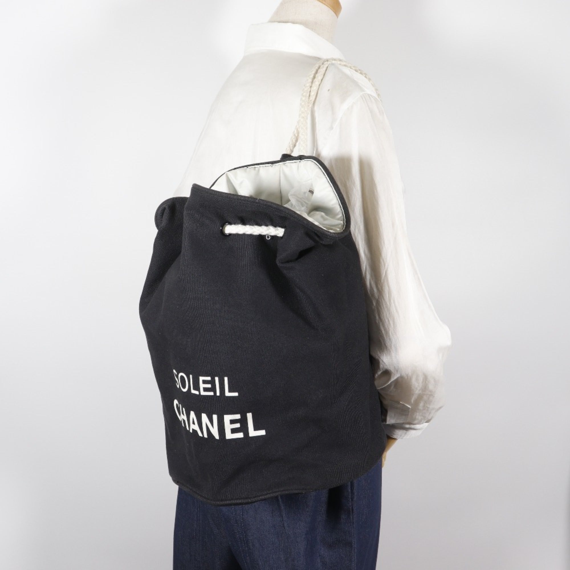 Chanel Black Cotton Shoulder Bag (Pre-Owned)