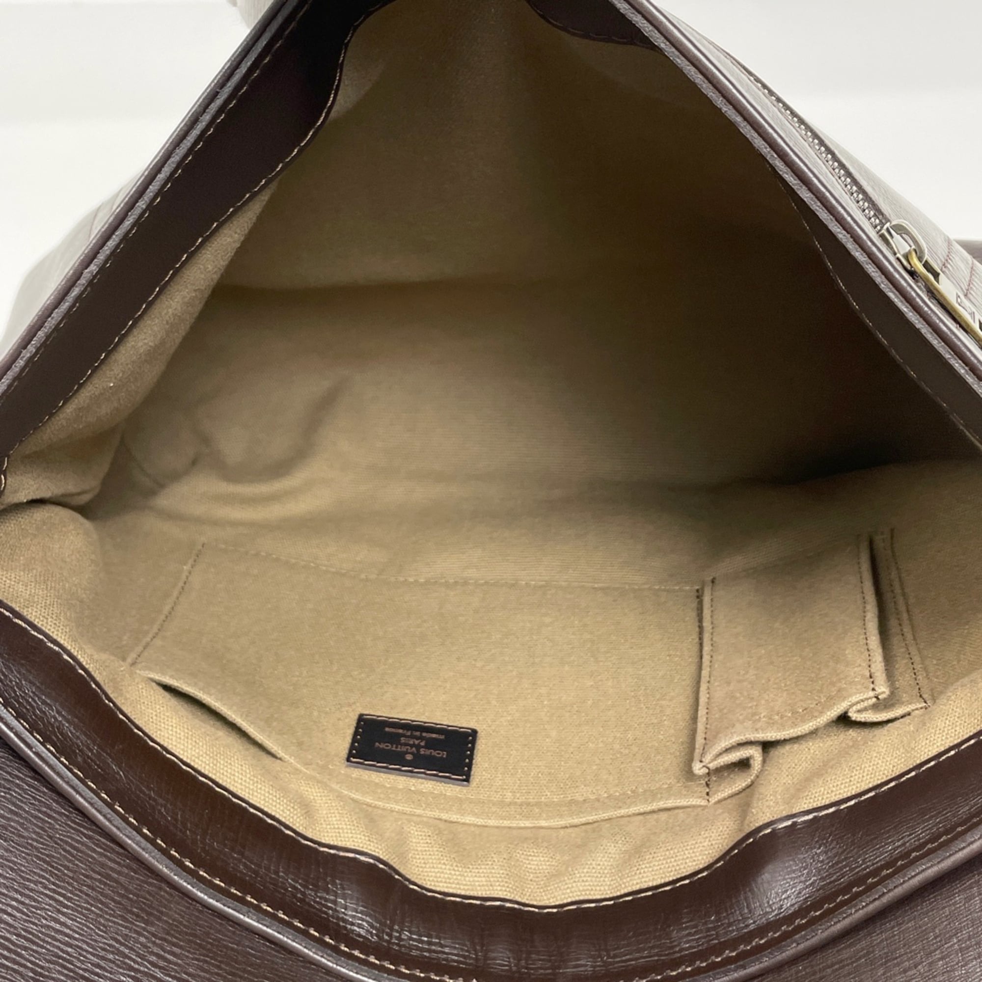 Louis Vuitton Brown Coffee Utah Leather Leather Shoulder Bag (Pre-Owned)