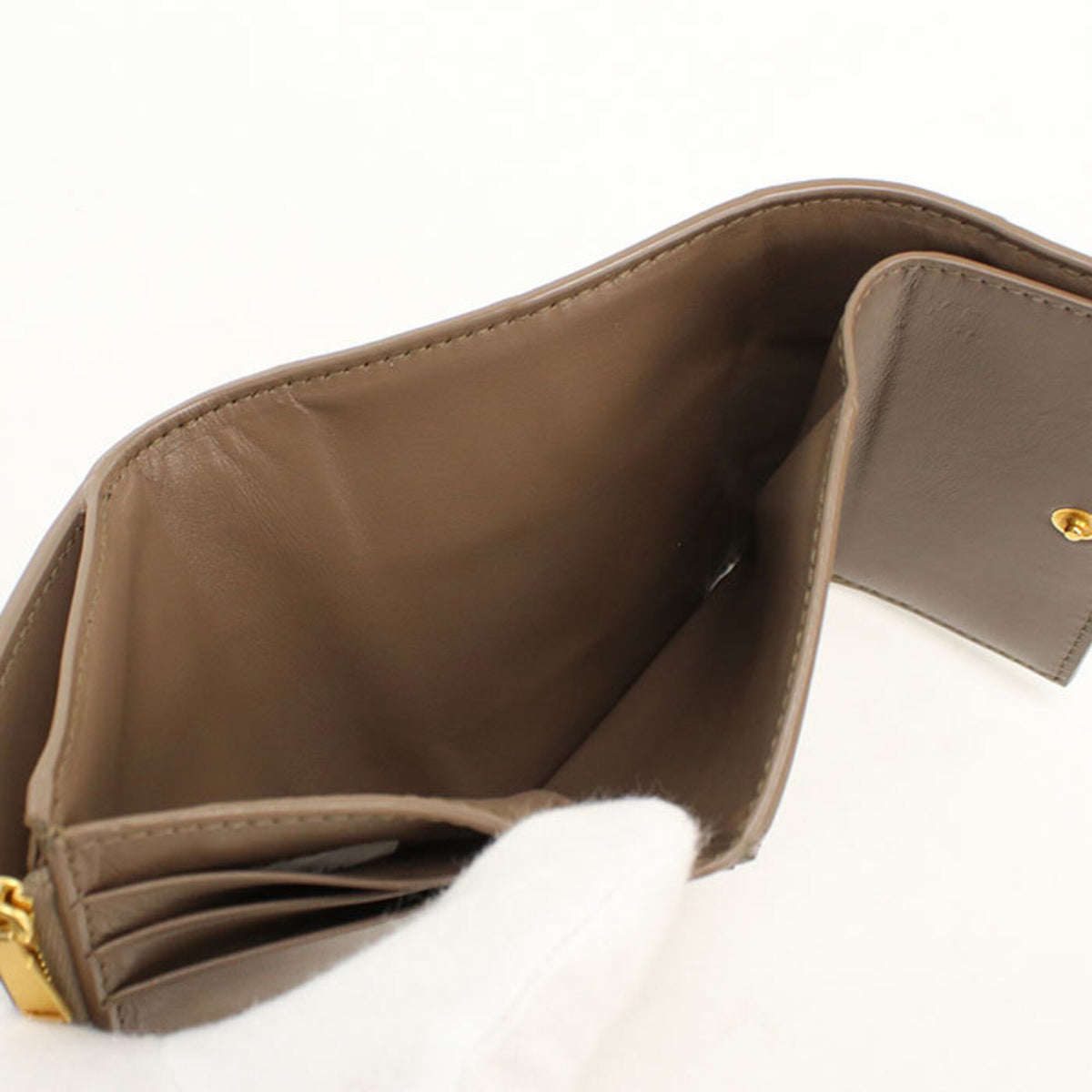 Bottega Veneta Gray Leather Wallet (Tri-Fold) (Pre-Owned)