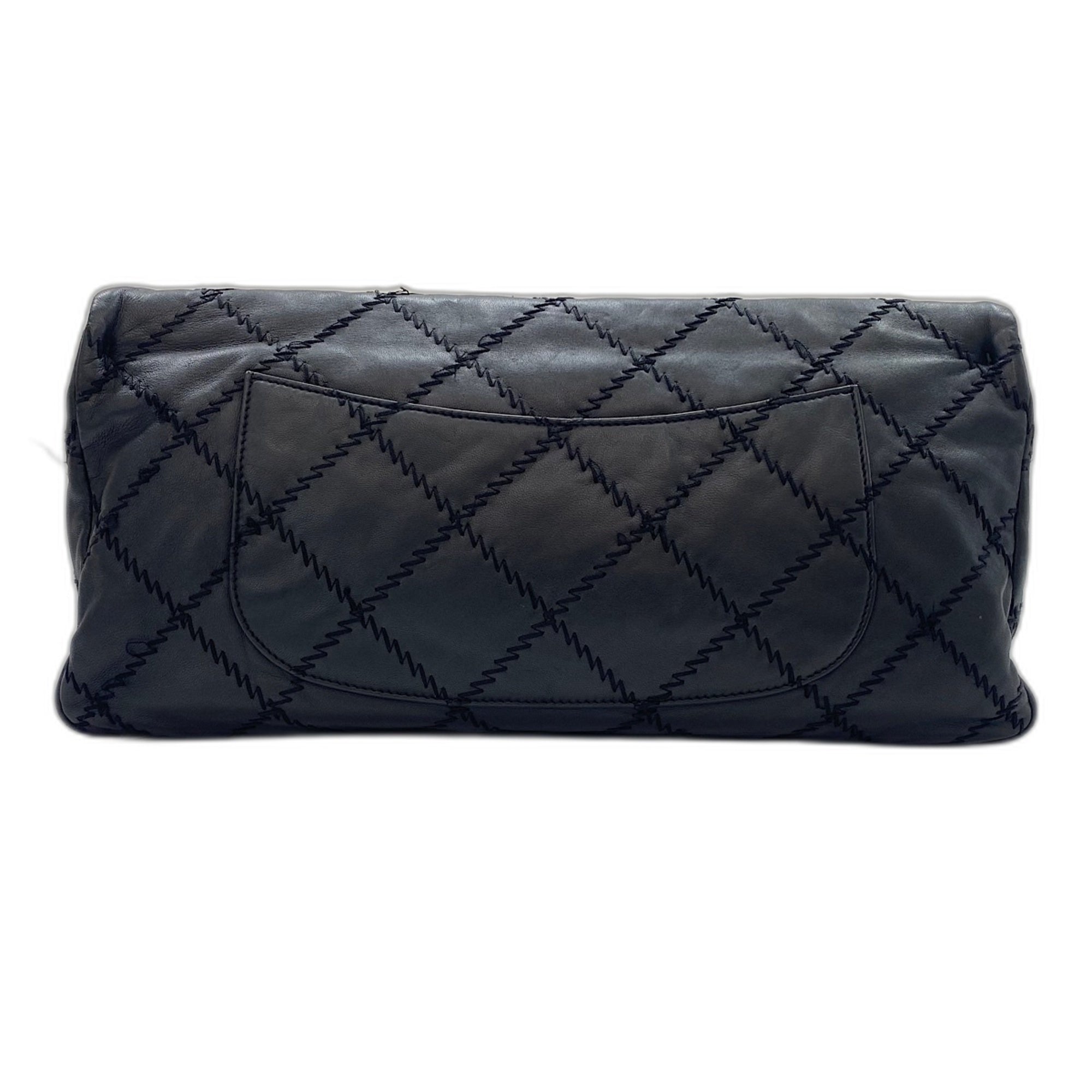 Chanel Black Shoulder Bag (Pre-Owned)