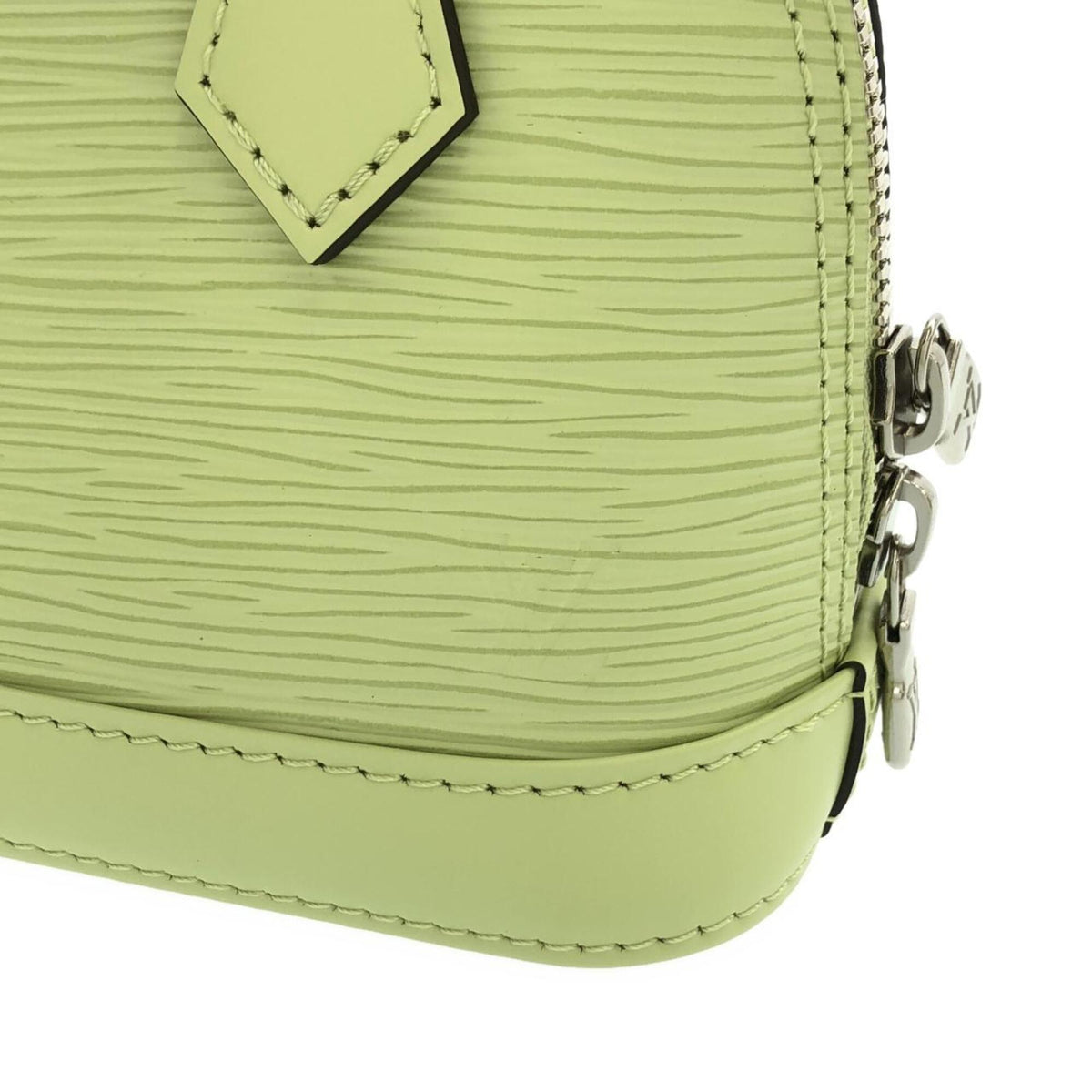 Louis Vuitton Green Leather Handbag (Pre-Owned)