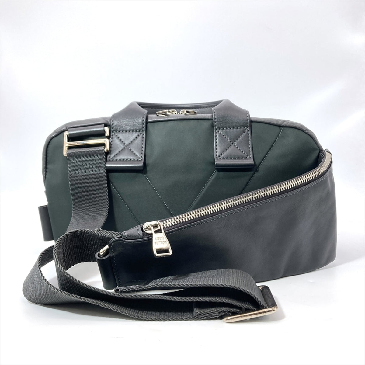 Louis Vuitton Gray Leather Crossbody Bag Fanny Pack (Pre-Owned)