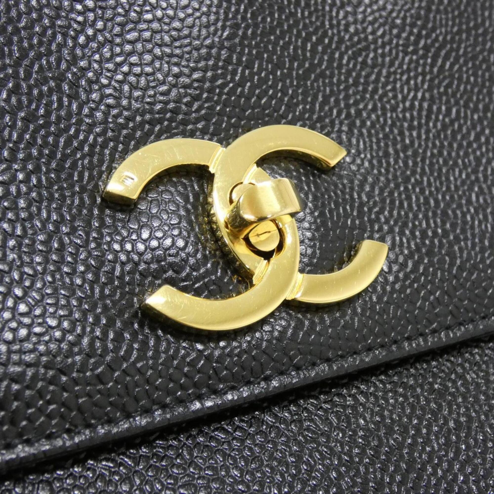 Chanel Black Grained Calfskin Shoulder Bag (Pre-Owned)