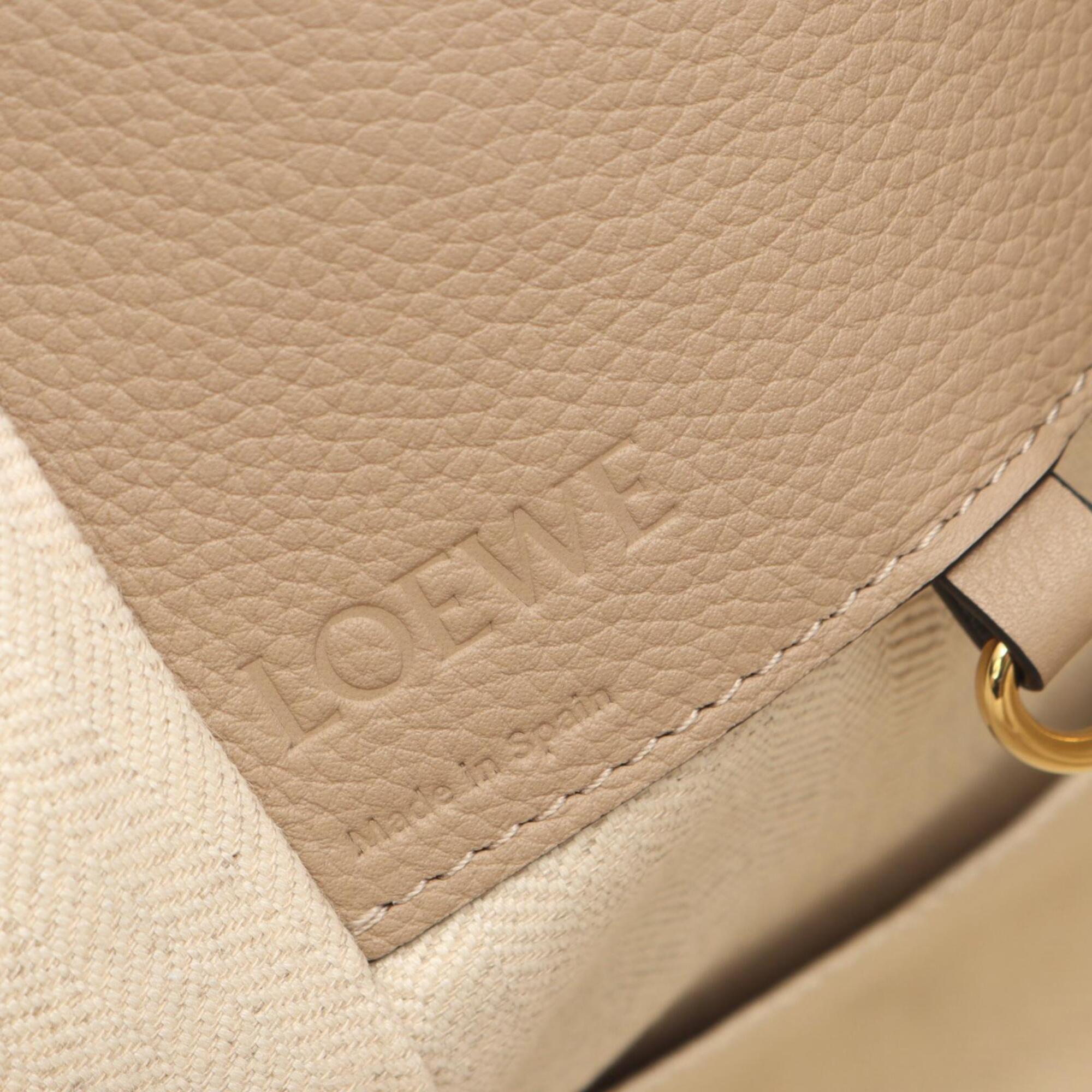 Loewe Beige Gray Leather Handbag (Pre-Owned)